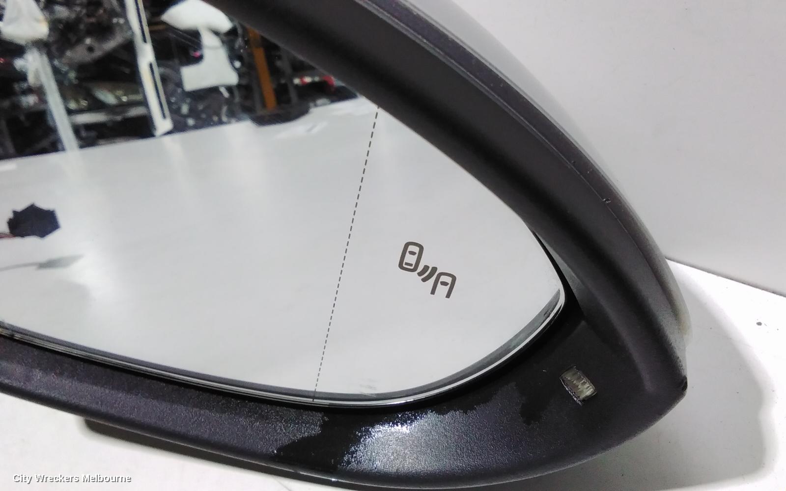 VOLKSWAGEN GOLF RIGHT DOOR MIRROR, GEN 7, COLOUR CODED, W/ MEMORY & LANE CHANGE ASSIST/BLIND SPOT TYPE, 2 PLUG (6/2 WIRE) , 03/2013 - 03/2017 - Image 3