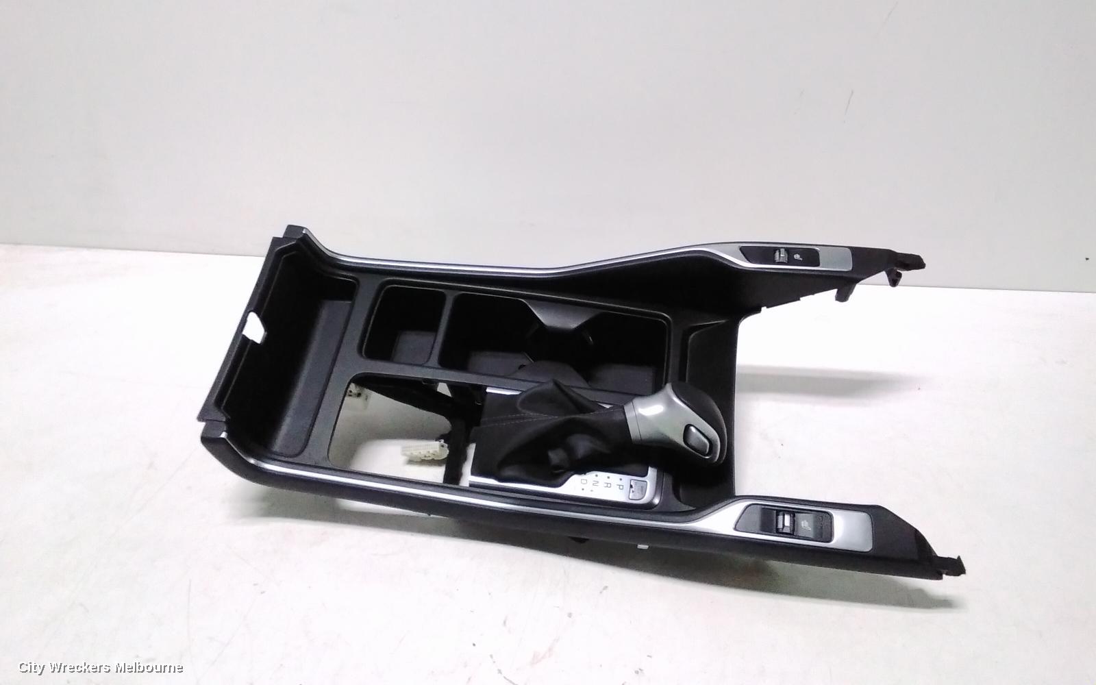 KIA SORENTO GEAR STICK/SHIFTER, MQ4, 02/2020 ONWARDS - Image 2