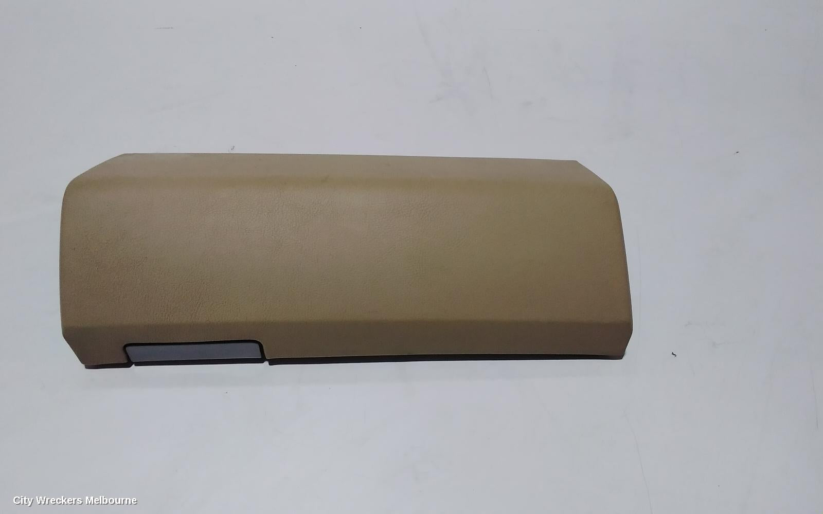 LAND ROVER RANGEROVER SPORT GLOVE BOX, UPPER, L320, 08/2005 - 12/2013 - Image 1