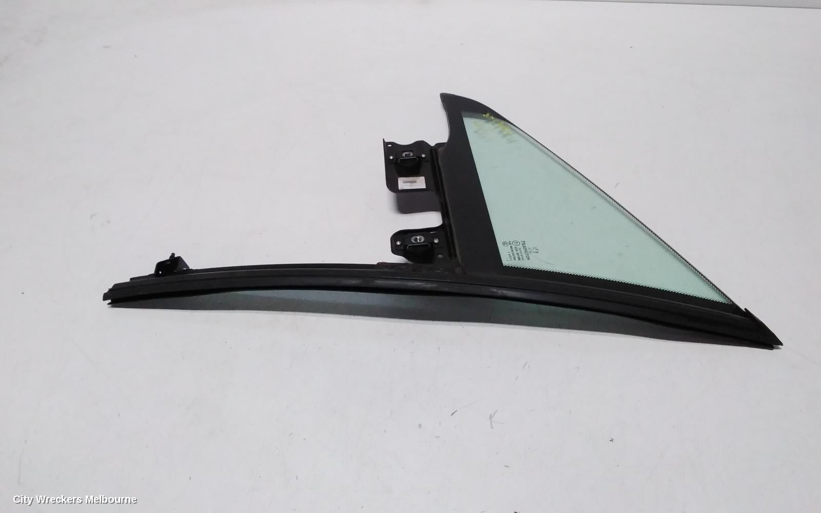 PEUGEOT 407 LEFT FRONT 1/4 DOOR GLASS, 09/2004 - 06/2011 - Image 2