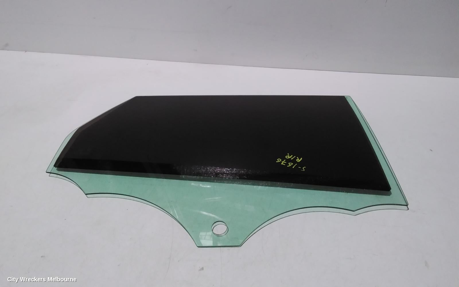 LAND ROVER RANGEROVER EVOQUE RIGHT REAR DOOR WINDOW, L538, 11/2011 - 01/2019 - Image 1