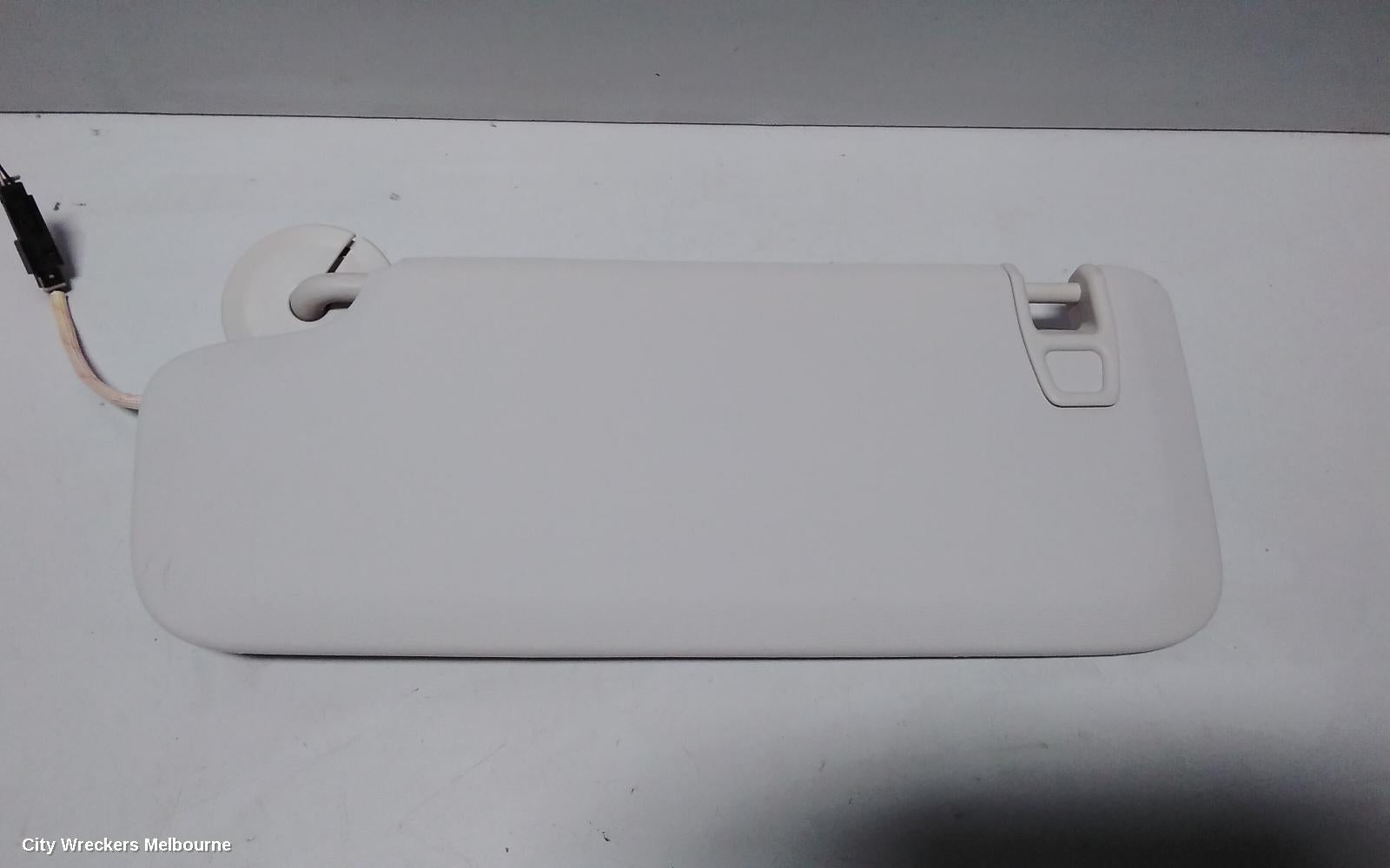 HOLDEN ASTRA SUNVISOR, BK-BL, RH SIDE, W/LIGHT, 09/2016 - 12/2020 - Image 3