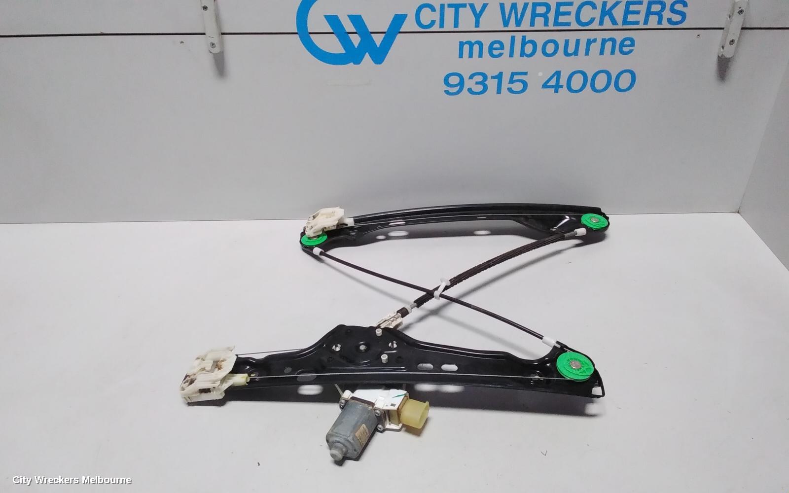 BMW 3 SERIES RIGHT FRONT WINDOW REG/MOTOR, E90, SEDAN, 03/2005 - 01/2012 - Image 1
