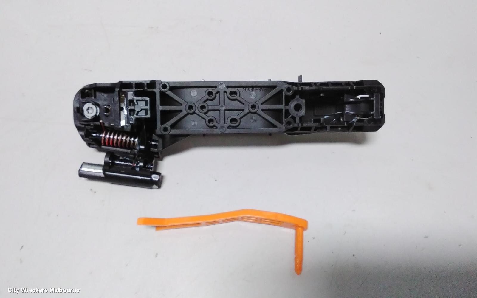 SUBARU XV DOOR HANDLE, OUTER, RH REAR, COLOUR CODED, G5X, 05/2017 ONWARDS - Image 3