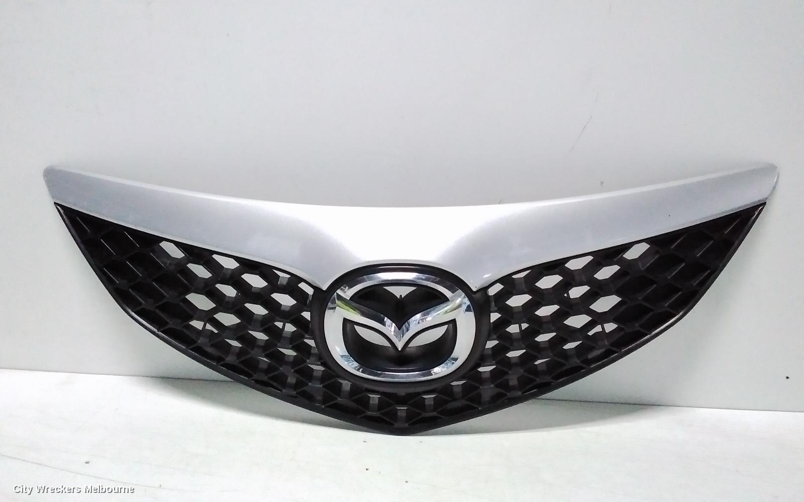 MAZDA 3 GRILLE, RADIATOR GRILLE, BK, SEDAN, 2.0, COLOUR CODED, 07/2006 - 04/2009 - Image 1