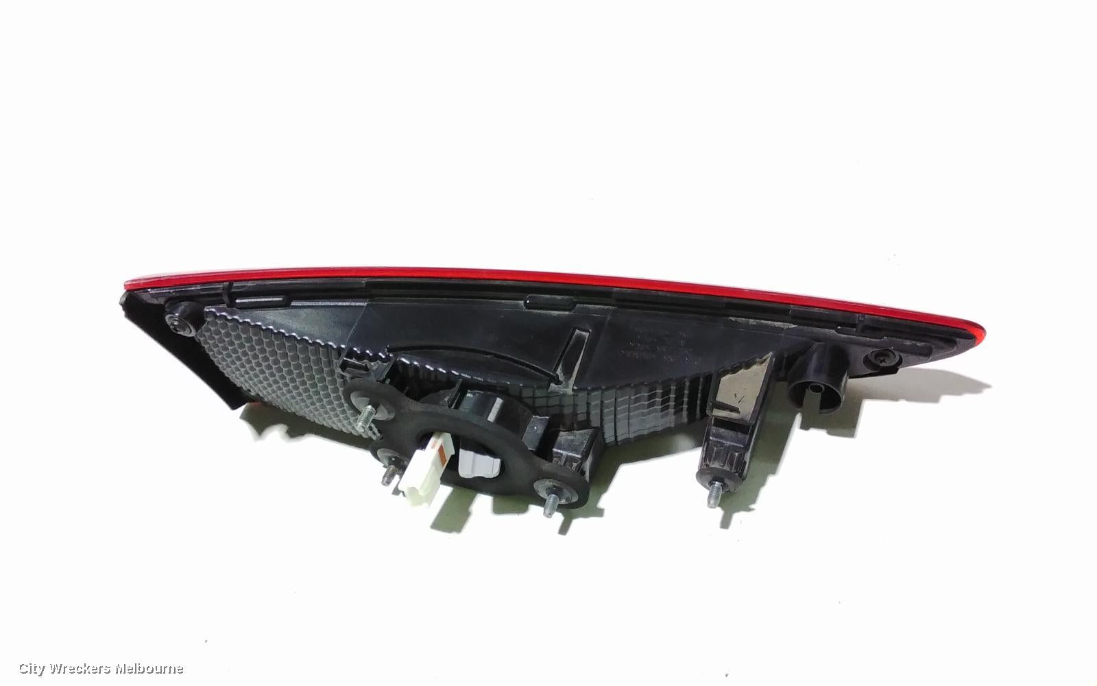 HYUNDAI KONA REAR GARNISH, TAILGATE LAMP (RH SIDE), LED TYPE, OS, 09/2017 - 10/2020 - Image 3