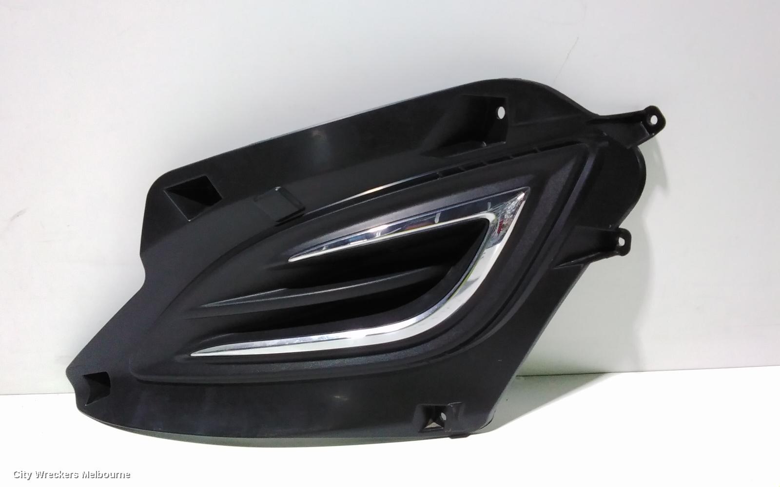 HYUNDAI I20 LEFT INDICATOR/FOG/SIDE, BUMPER FOGLAMP, NON DAYTIME RUNNING LAMP TYPE, PB, 03/2012 - 12/2015 - Image 2
