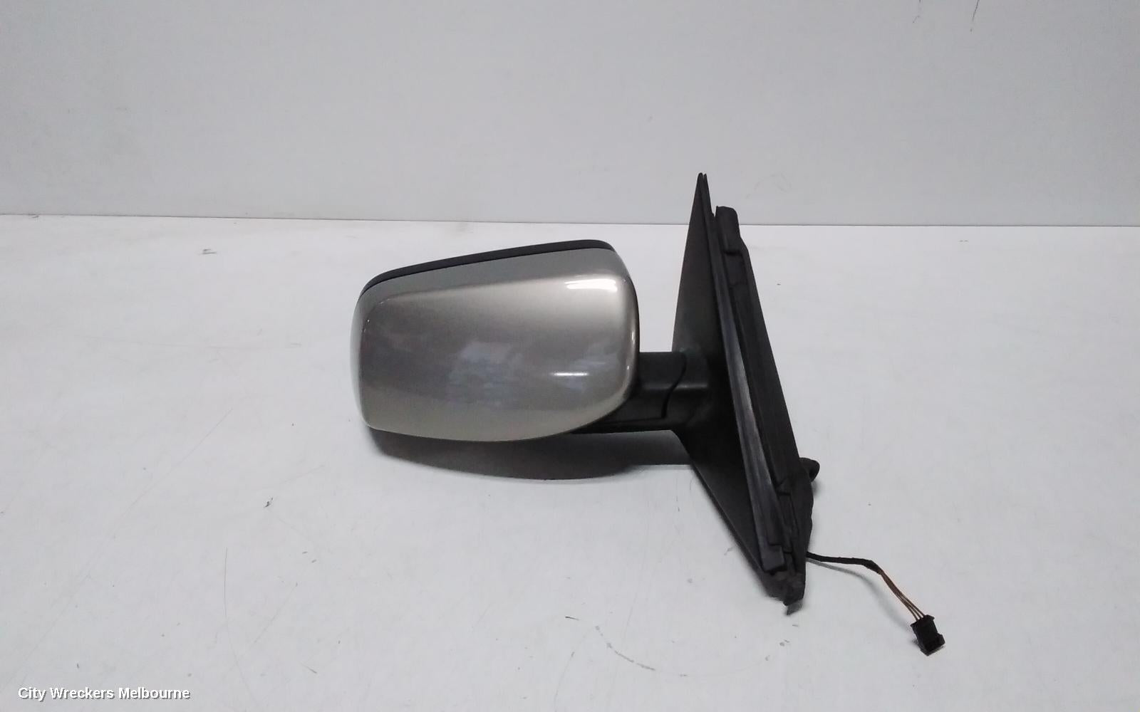 BMW 5 SERIES RIGHT DOOR MIRROR, E60, NON AUTO DIP, W/ LIGHT PACK, NON MEMORY TYPE, 03/2007 - 04/2010 - Image 2