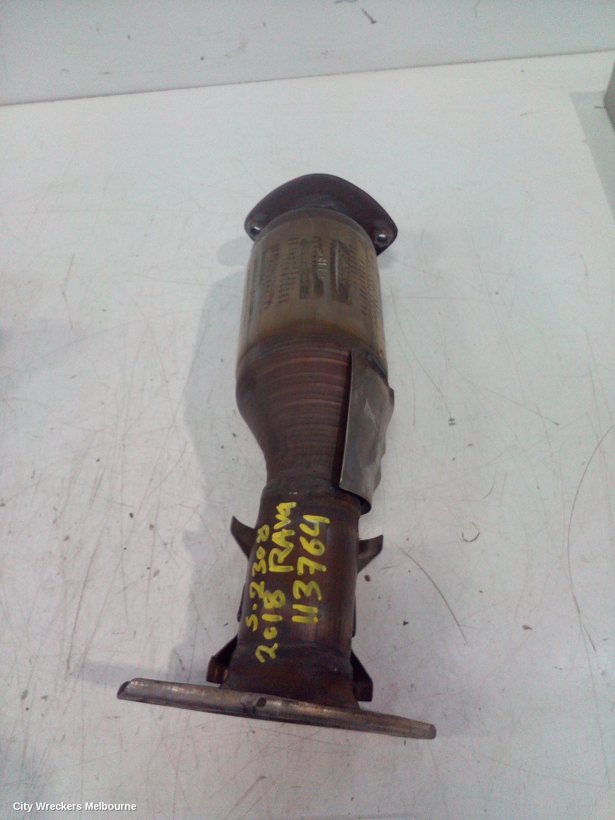 TOYOTA RAV4 CATALYTIC CONVERTER, BOLT ON CAT TYPE (TO MANIFOLD), 2.0, PETROL, ZSA42R, 12/2012 - 11/2018 - Image 1