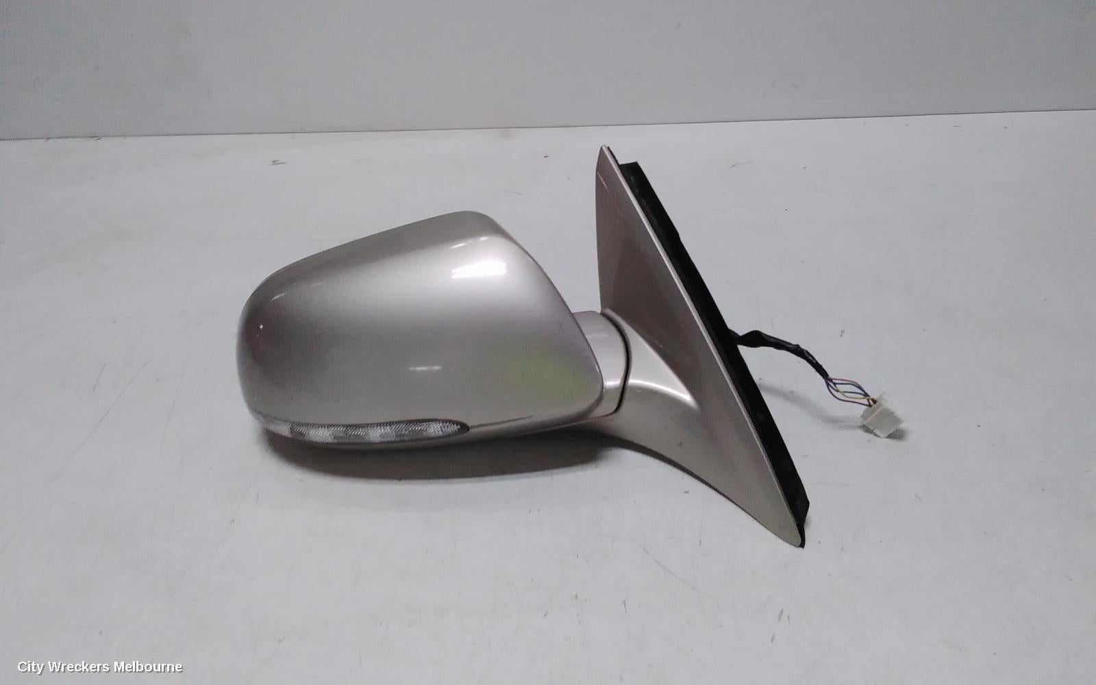 HONDA ACCORD RIGHT DOOR MIRROR, 7TH GEN, CM (VIN MRHCM), V6/V6 LUXURY, W/ FLASHER TYPE, 09/2003 - 10/2007 - Image 1