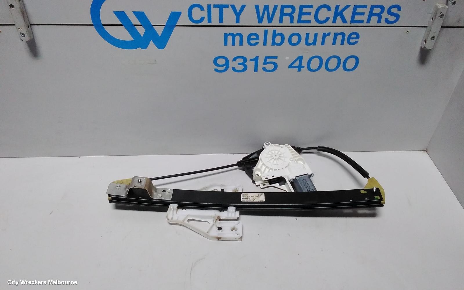 AUDI Q3 RIGHT REAR WND REG/MOTOR, 8U, 03/2012 - 12/2018 - Image 2