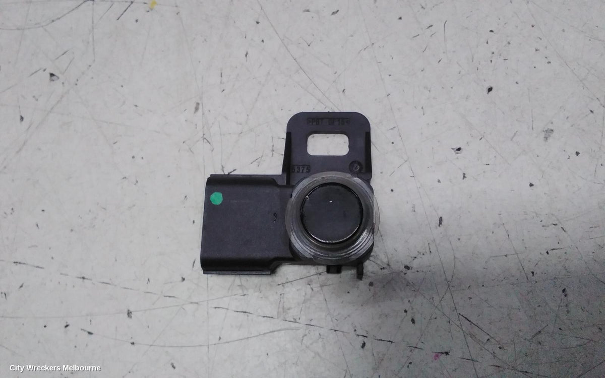 HONDA CIVIC, 10TH GEN, 05/2016 - 08/2021, 1X PARKING SENSOR RH ON THE GRILLE : 148416 - Image 2
