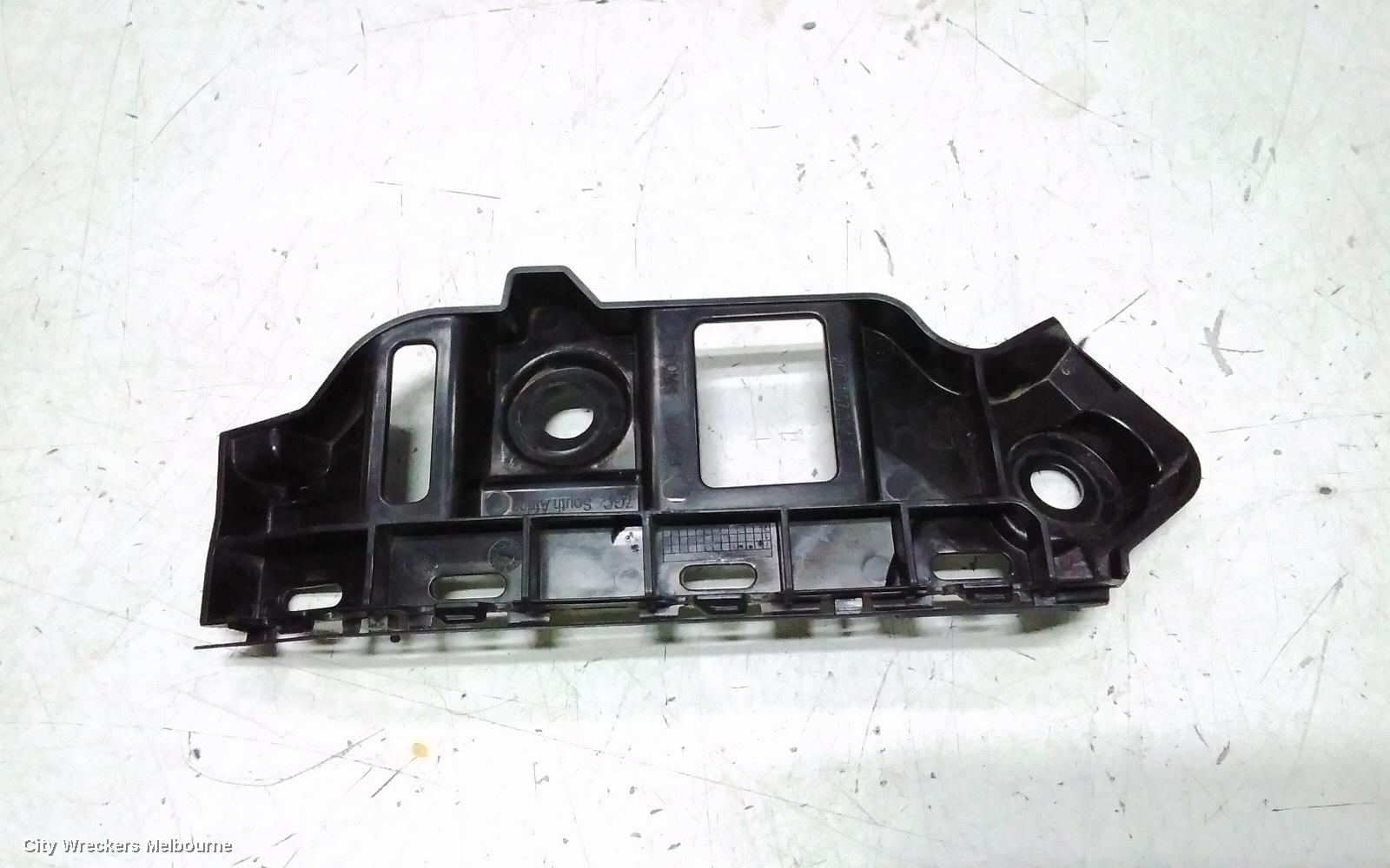 VOLKSWAGEN POLO, AW, 09/2017 ONWARDS, RHR BAR BRAKET: 143535 - Image 3
