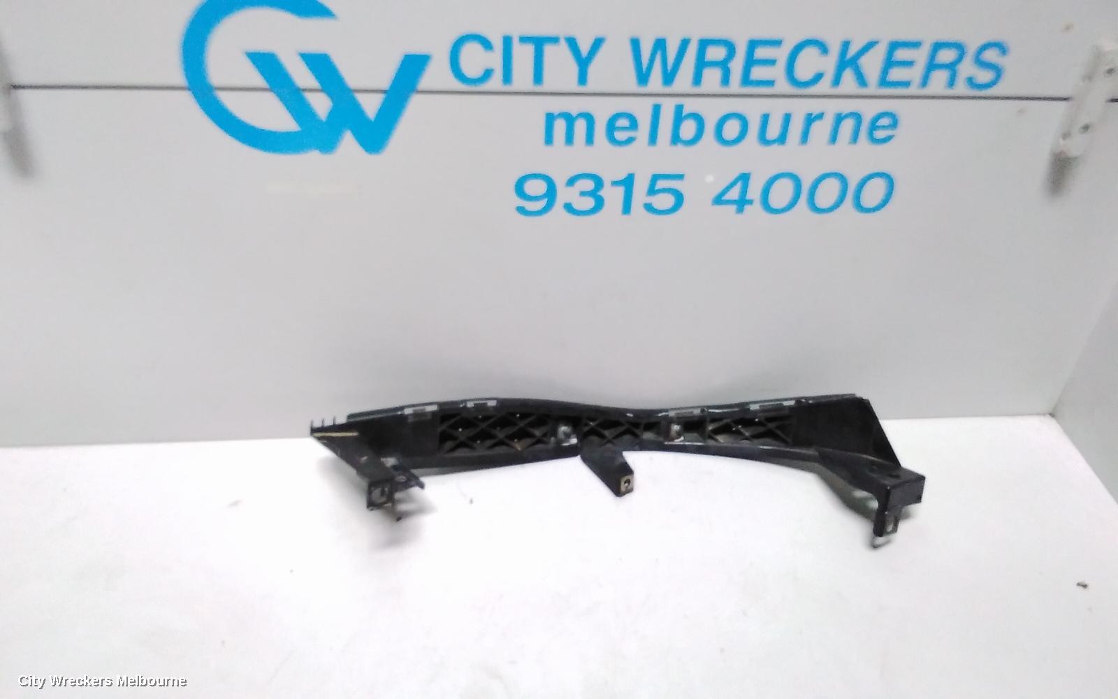 SUBARU IMPREZA, G3, 08/2007 - 11/2011, RH HEAD LIGHT BRAKET: 69074 - Image 2