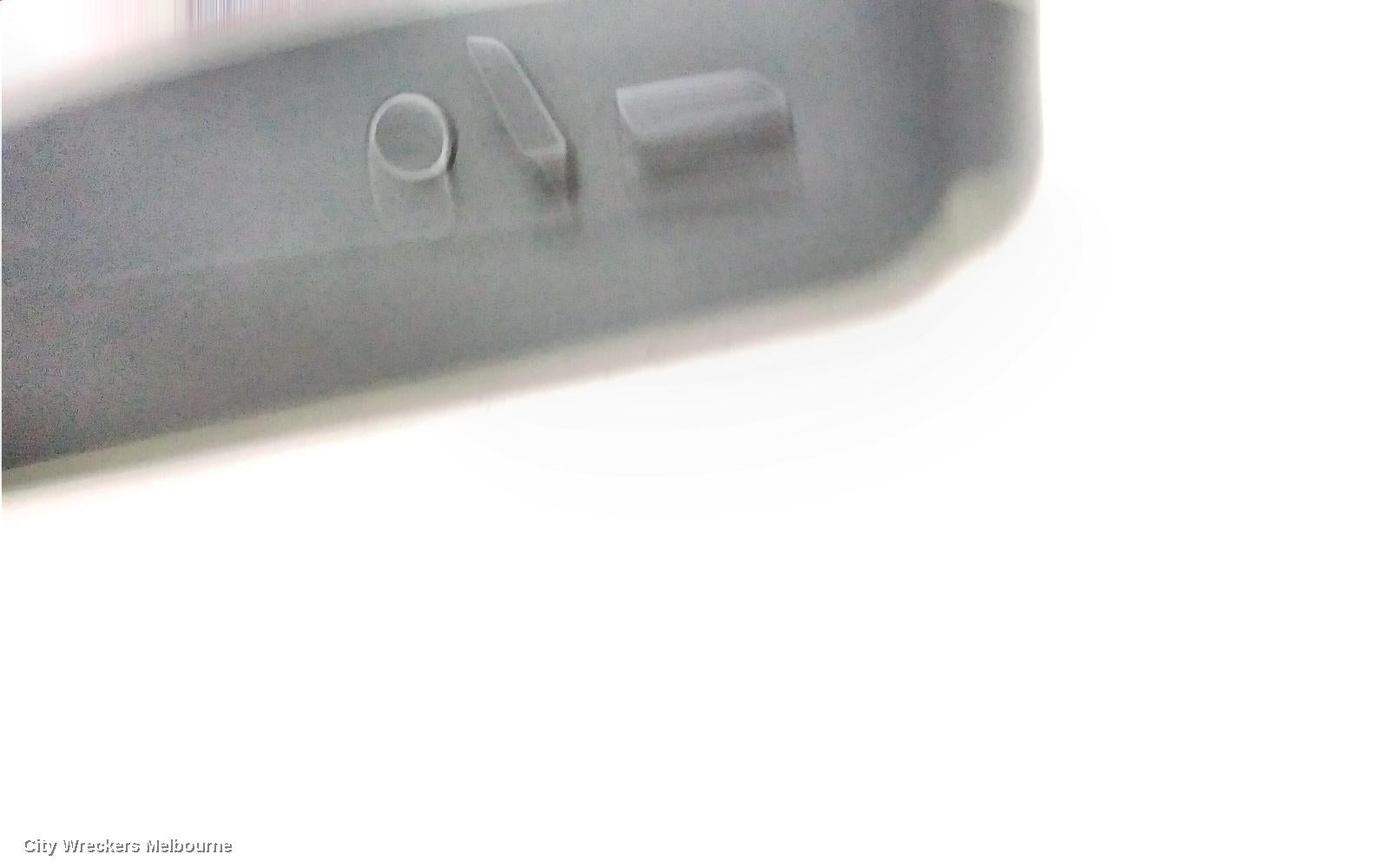 TESLA MODEL Y, 1ST GEN, 03/2022 ONWARDS, RHF SEAT CONTROL /// PN-1551855-01-A: 145849 - Image 3