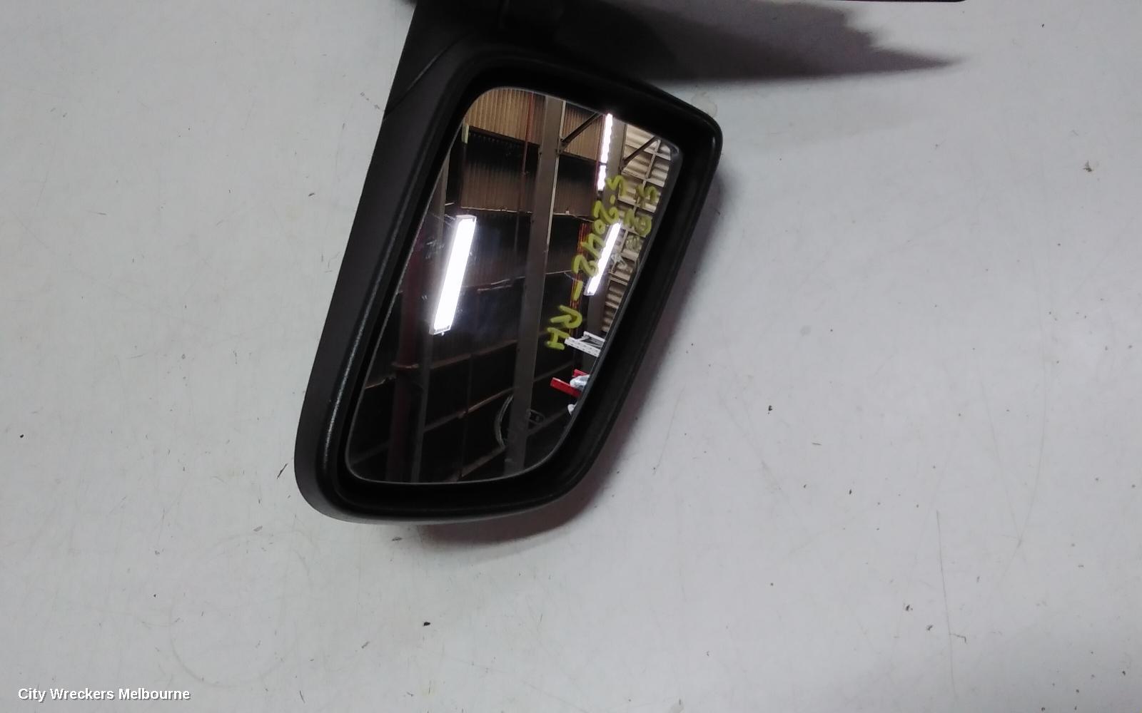 HOLDEN COMMODORE RIGHT DOOR MIRROR, VF, COLOUR CODED/BLACK, W/ BLINDSPOT, NON HEATED TYPE, 05/2013 - 12/2017 - Image 2