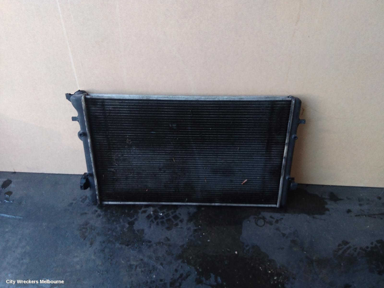 VOLKSWAGEN GOLF RADIATOR, MANUAL T/M, GEN 4, 09/1998 - 04/2004 (AUS ONLY) - Image 1