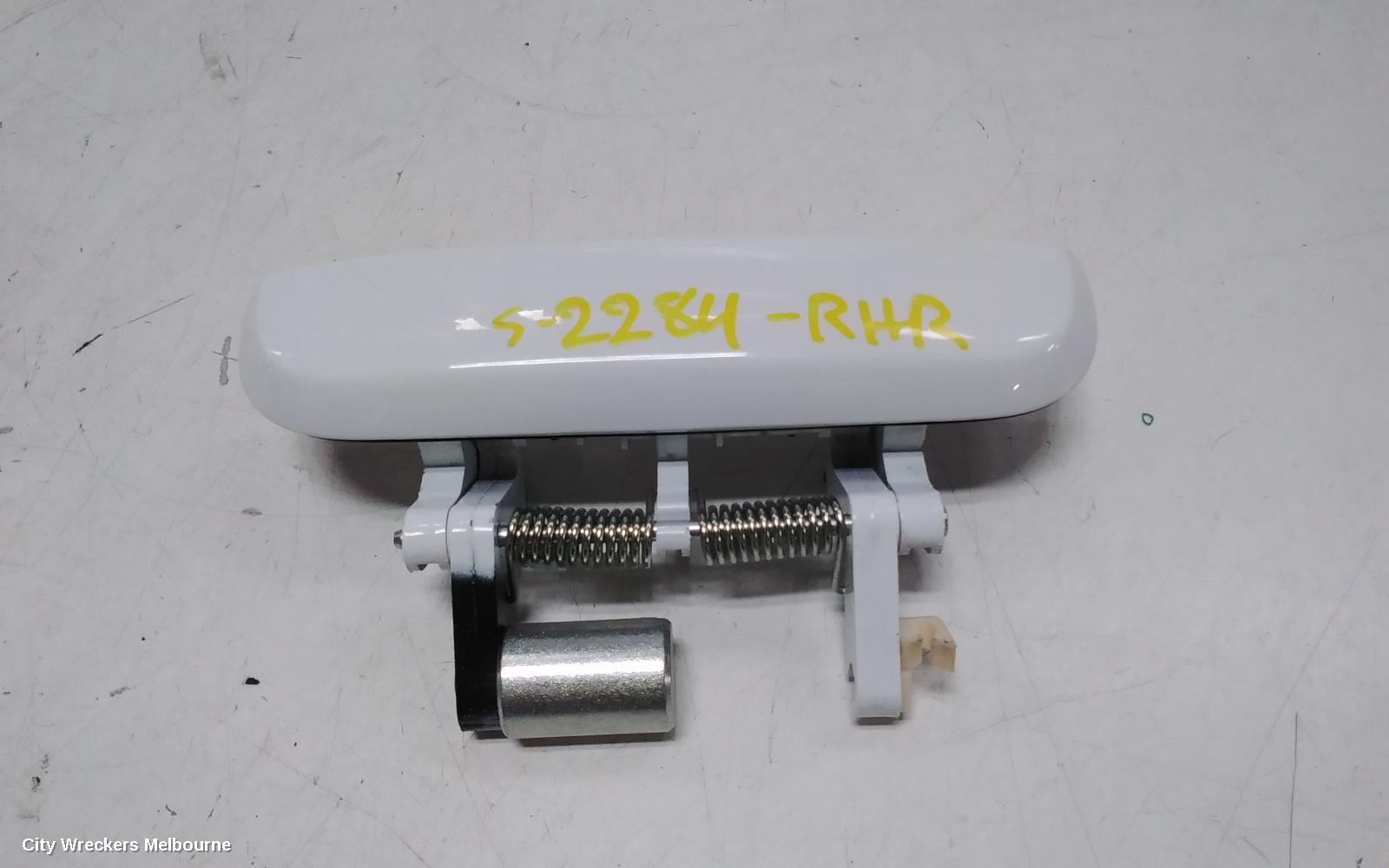MG MG3 DOOR HANDLE, OUTER, RH REAR, COLOUR CODED, SZP1, 07/2016 ONWARDS - Image 3