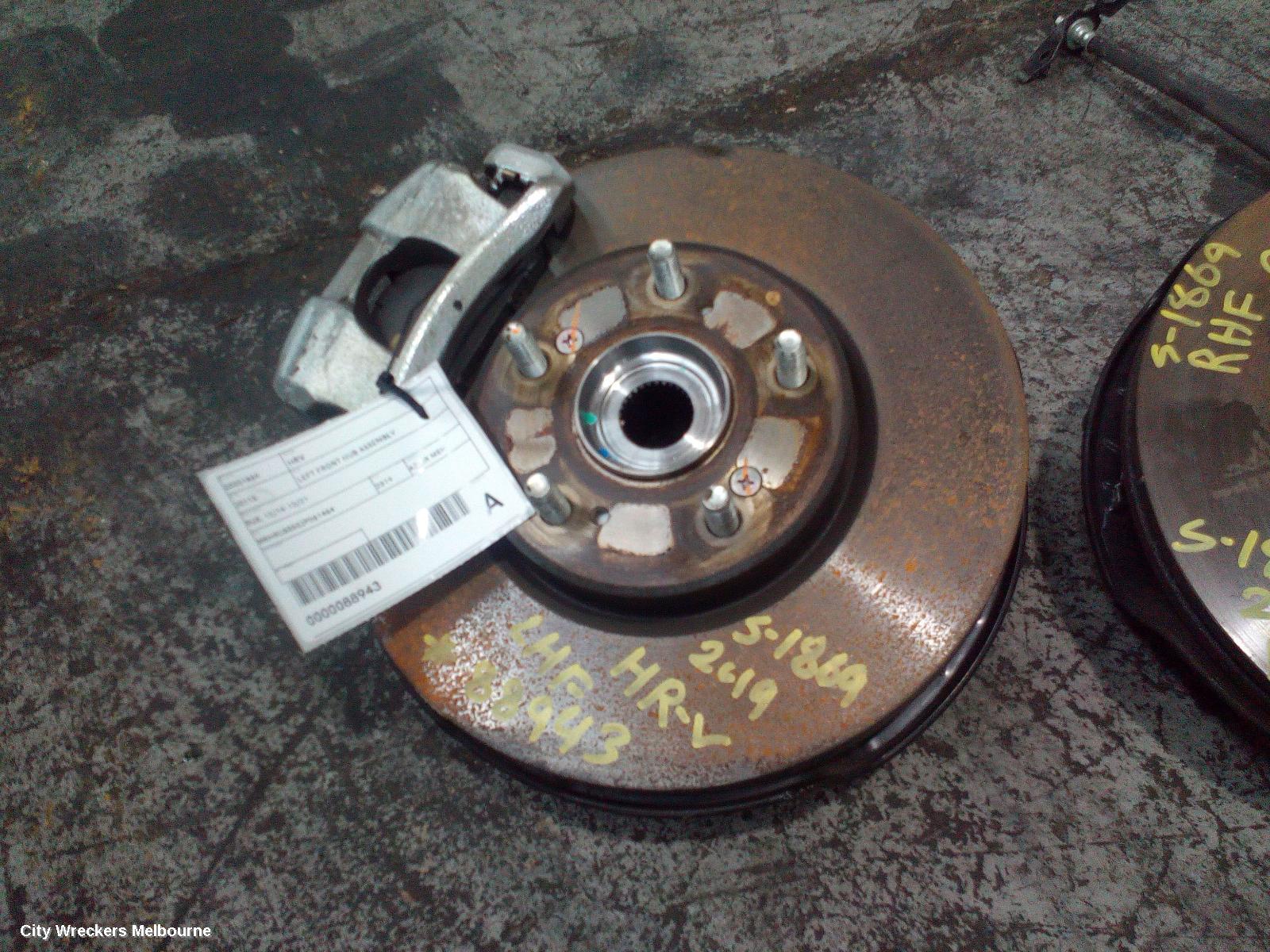 HONDA HRV LEFT FRONT HUB ASSEMBLY, RU, 12/2014 - 10/2021 - Image 1