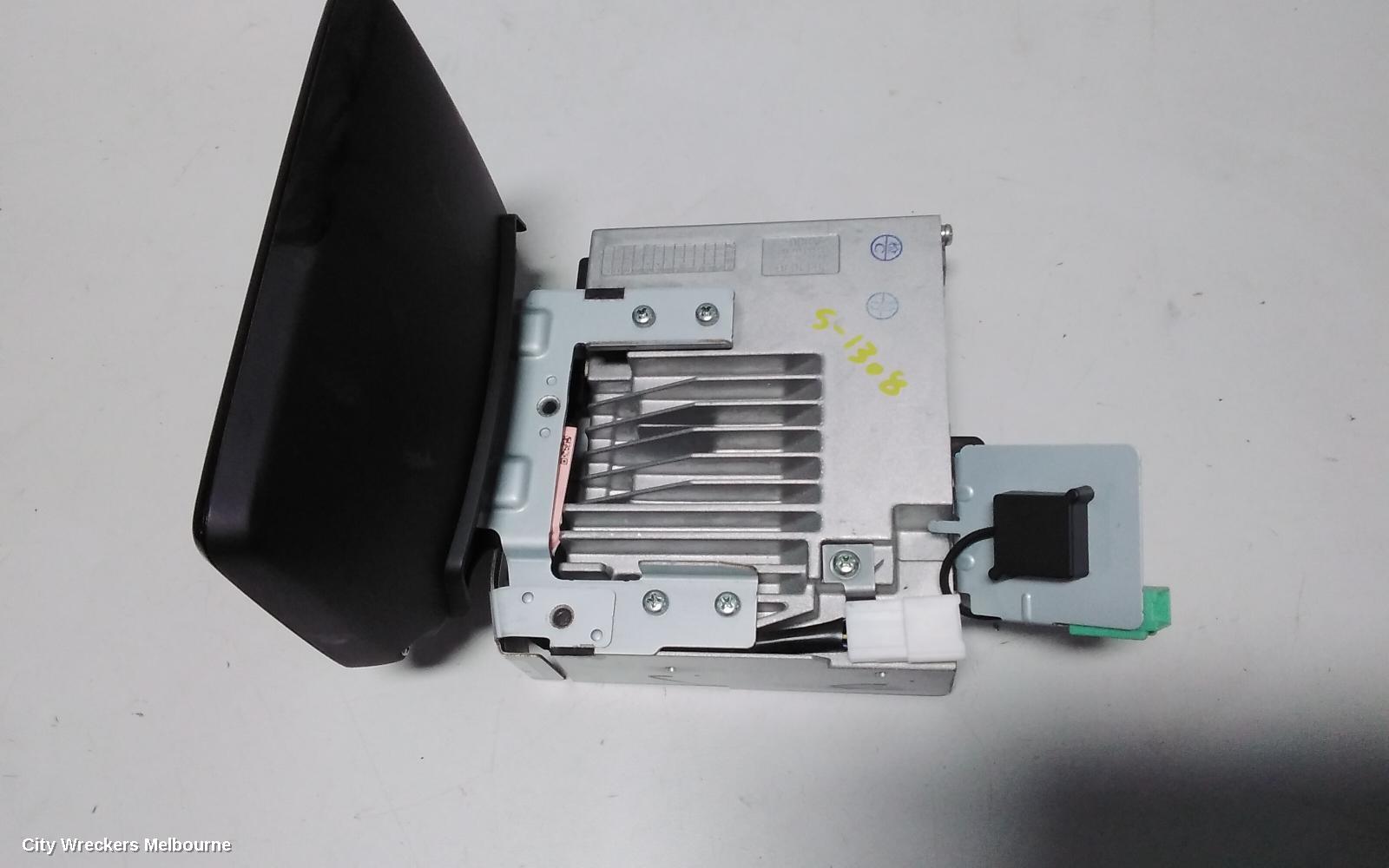 MAZDA CX3 RADIO/CD/DVD/SAT/TV, DISPLAY UNIT, DK, 03/2015 ONWARDS - Image 3