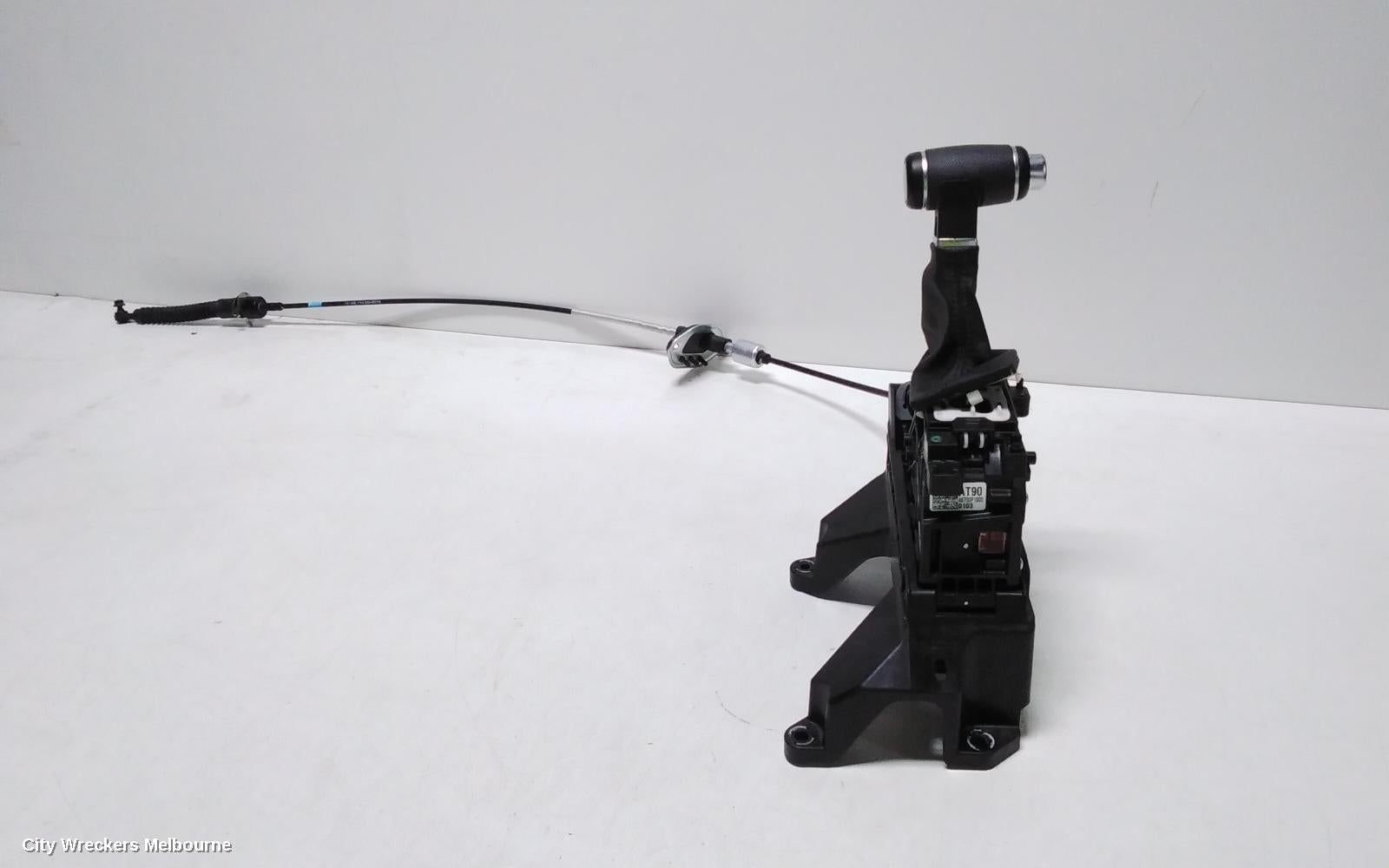 KIA SPORTAGE GEAR STICK/SHIFTER, NQ5, 09/2021 ONWARDS - Image 1