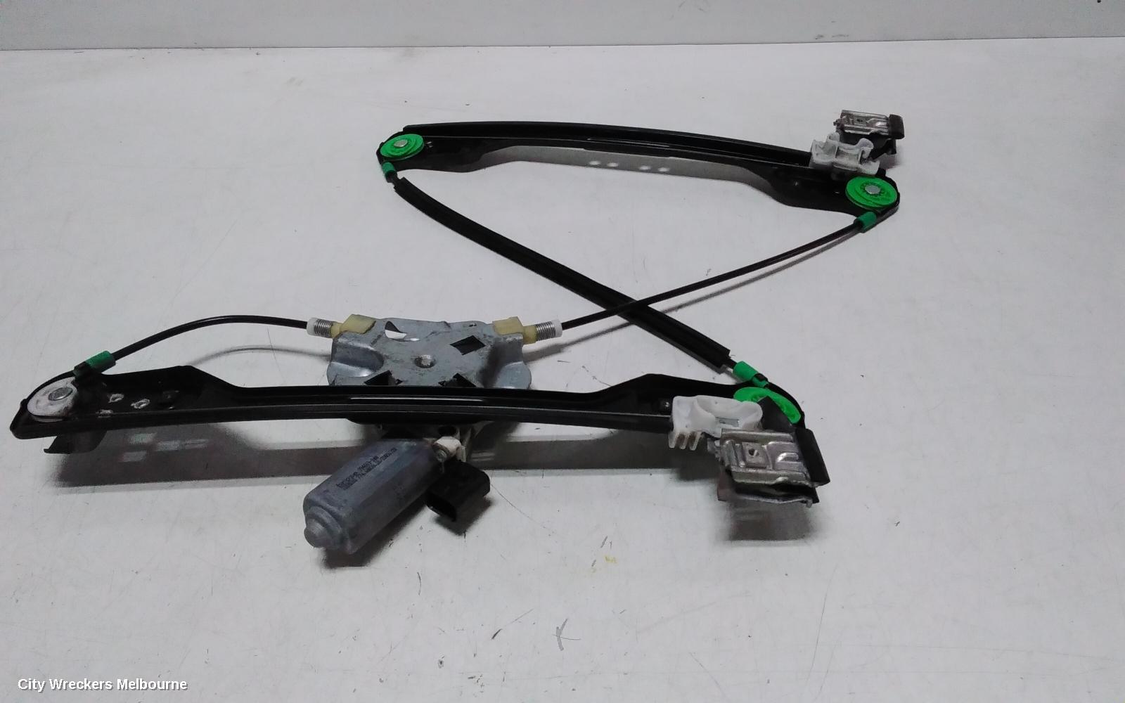 CHRYSLER 300C RIGHT FRONT WINDOW REG/MOTOR, POWER, 01/2005 - 12/2011 - Image 2