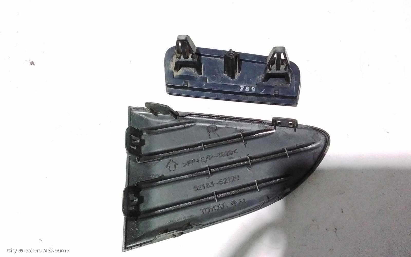 TOYOTA YARIS REAR GARNISH, TAILGATE LAMP (RH SIDE), NCP13#, 01/2017 - 12/2019 - Image 3