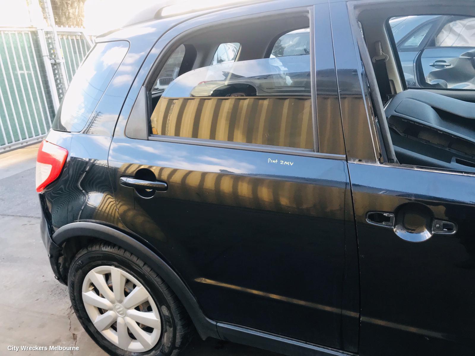 SUZUKI SX4 COMPLETE VEHICLE, 4WD, HATCH, 02/2007 - 01/2014 - Image 3