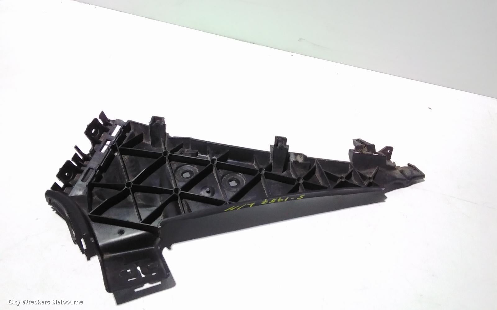 AUDI Q7, 4L, 09/2006 - 08/2015, LHF BAR SLIDER  BRACKET 4L0807283: 90722 - Image 3