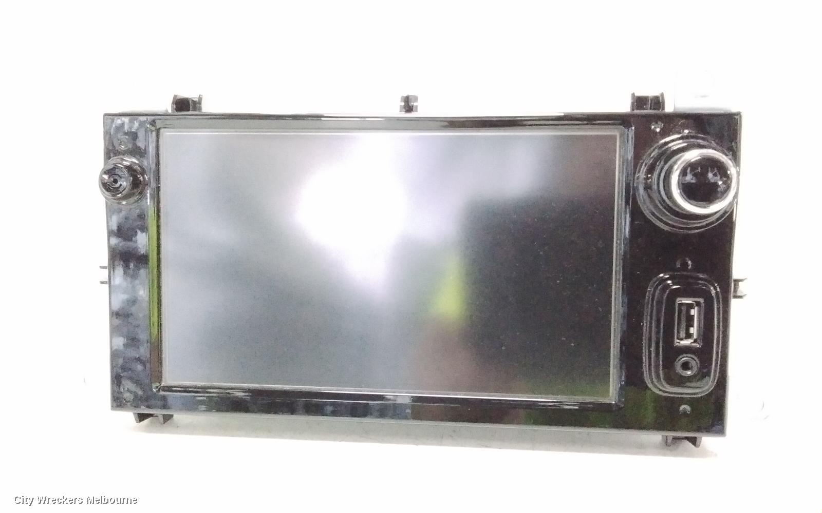 RENAULT CLIO RADIO/CD/DVD/SAT/TV, MEDIA NAV (NAV0G1), X98, 09/2013 - 10/2019 - Image 3