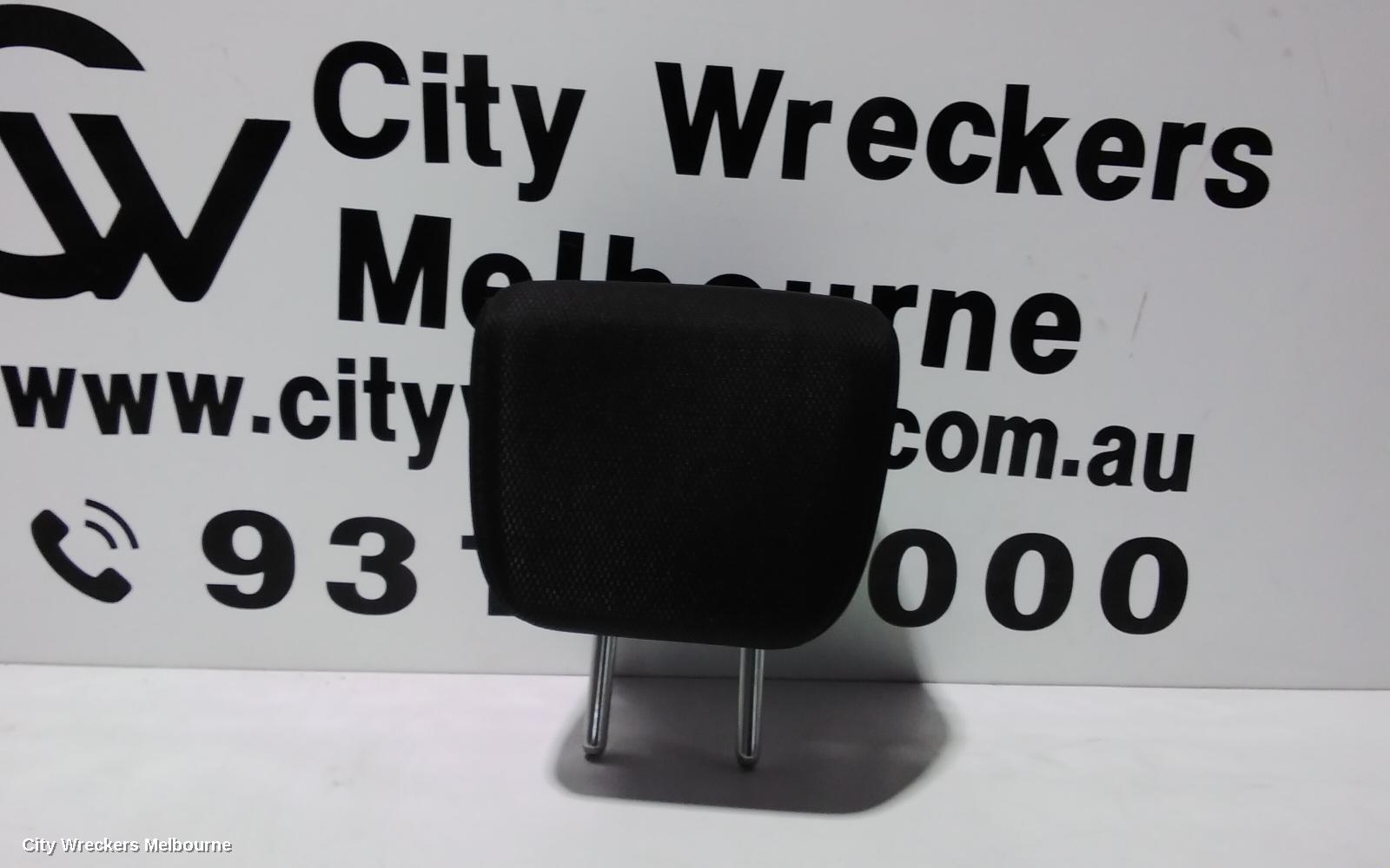 SUZUKI SWIFT HEADREST, CENTRE REAR, FZ, CLOTH, GREY, SPORTS TYPE, 08/2010 - 03/2017 - Image 1
