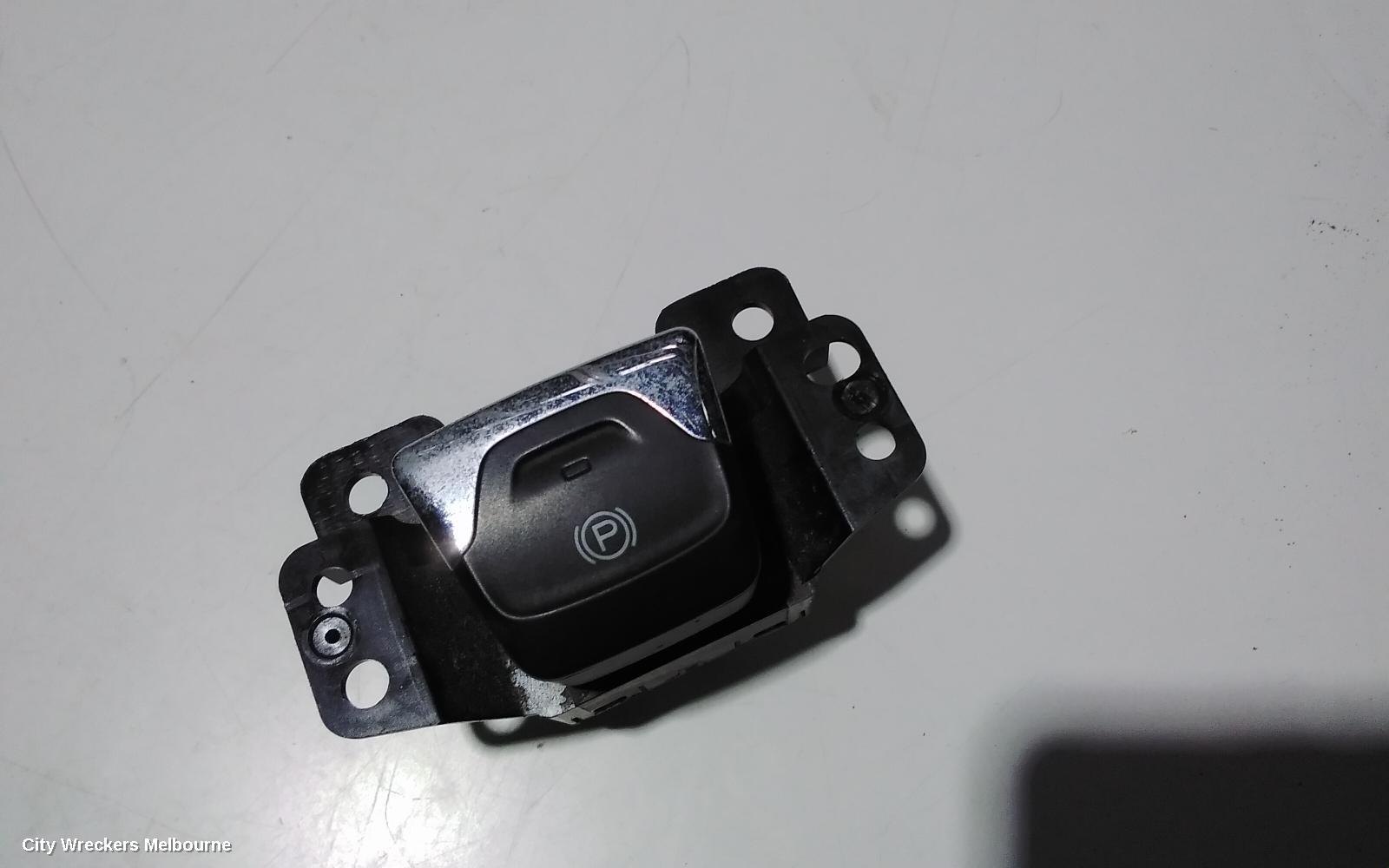 JEEP CHEROKEE, KL, 06/2014 - 11/2022, : 90053 - Image 1