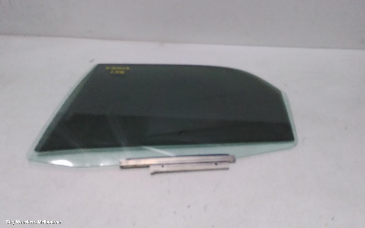 SUZUKI SX4 LEFT REAR DOOR WINDOW, HATCH, 01/2007 - 01/2014 - Image 1