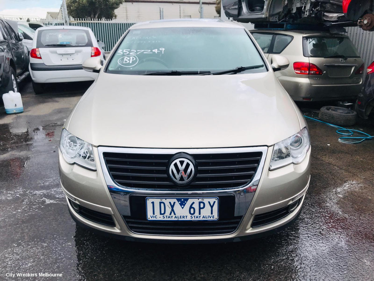 VOLKSWAGEN PASSAT A/C CONDENSER, 3C/MK6 B6-B7/3CC, DIESEL, 03/2006 - 12/2016 - Image 1
