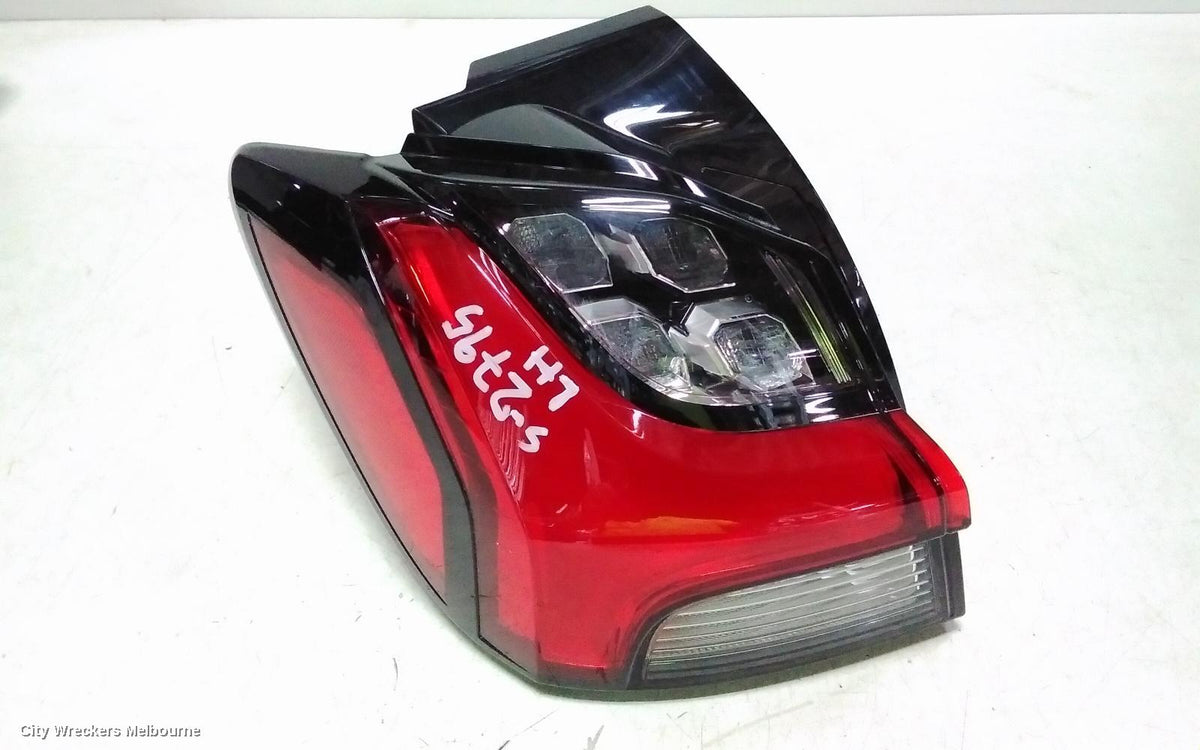 158990 - Image 1