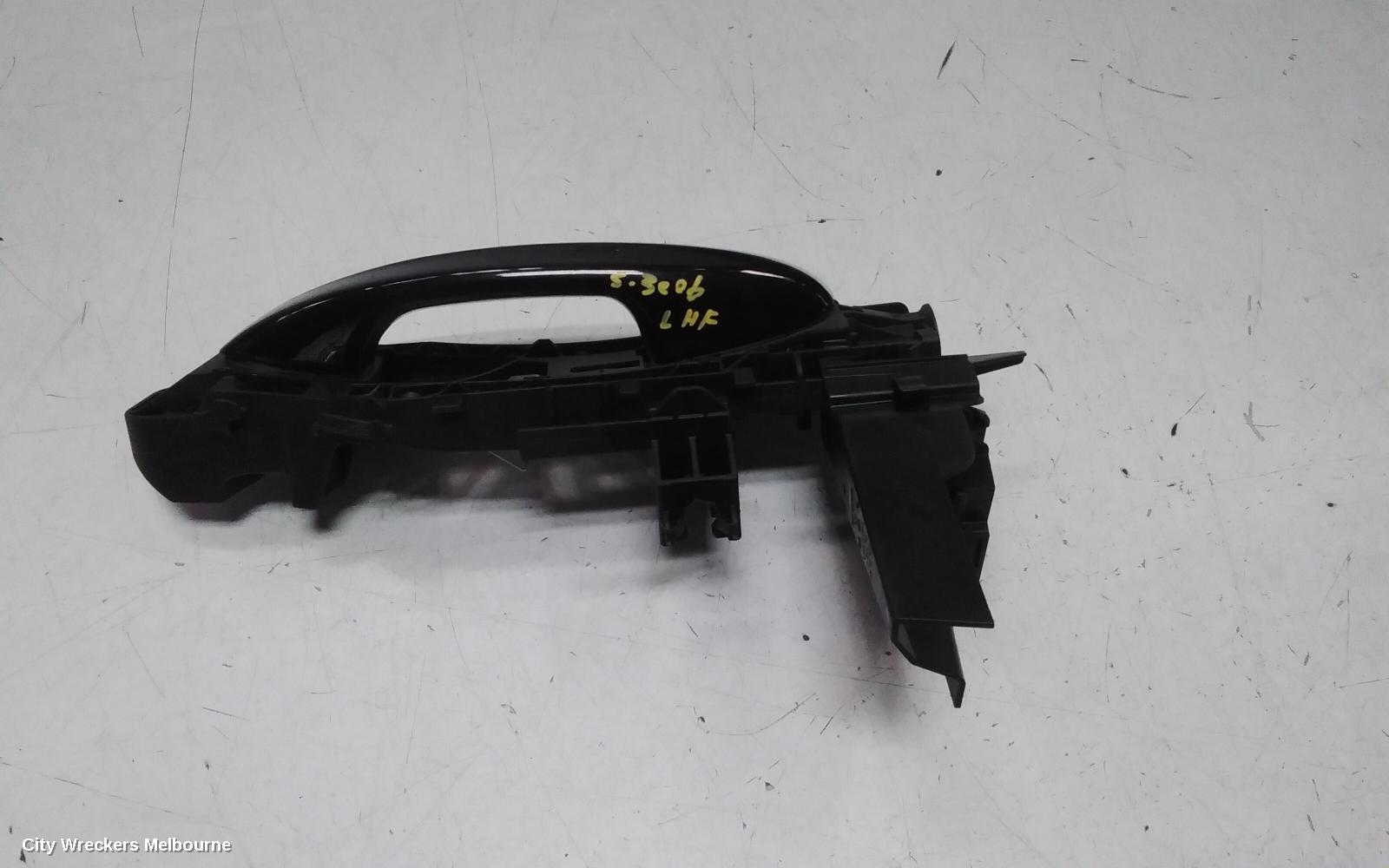 MERCEDES EQA DOOR HANDLE, H243, LH FRONT, OUTER, 01/2021 ONWARDS - Image 1