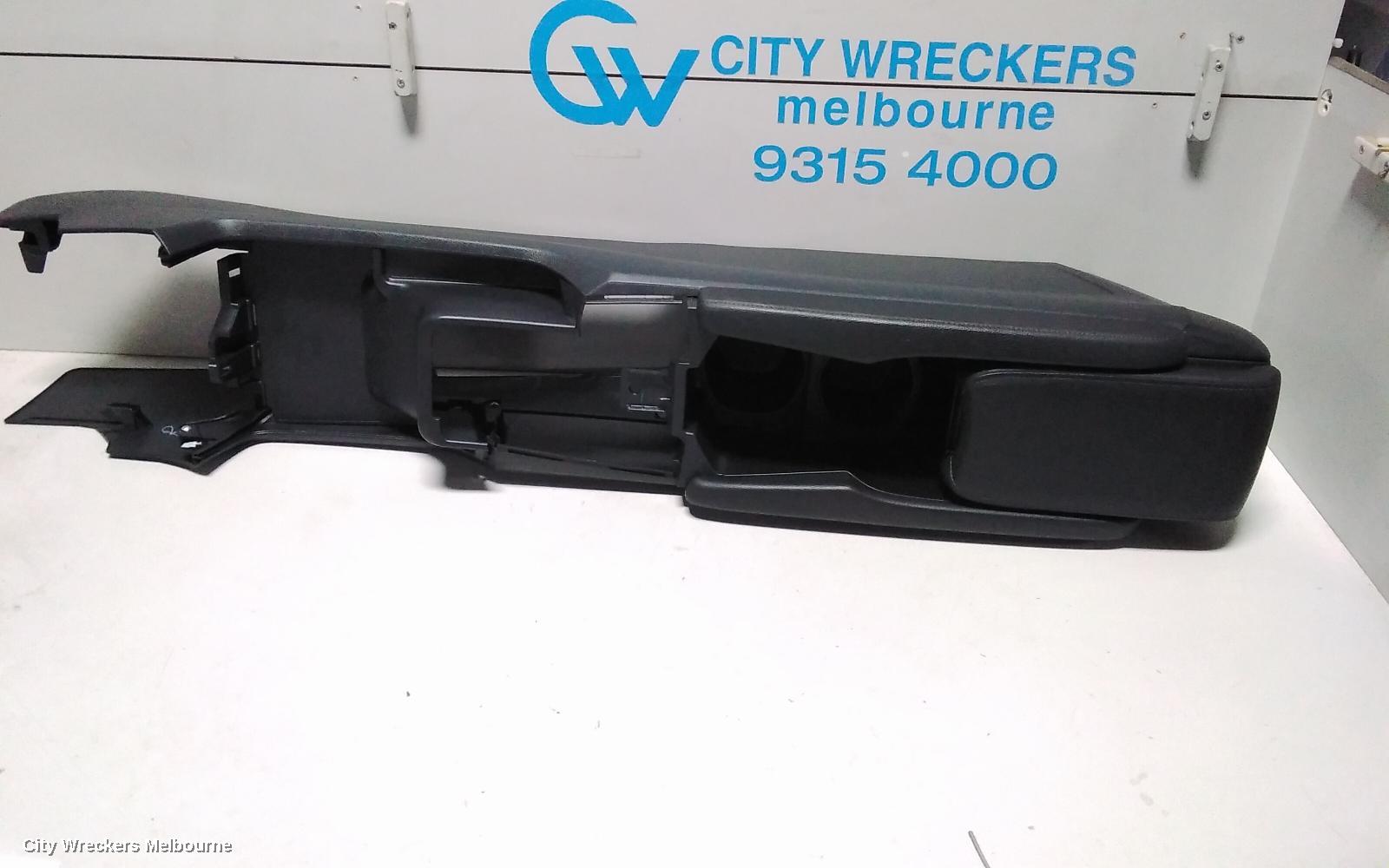 HONDA CIVIC CONSOLE, 10TH GEN, CENTRE CONSOLE ASSY, LEATHER, NON RED STITCHING, 05/2016 - 08/2021 - Image 2