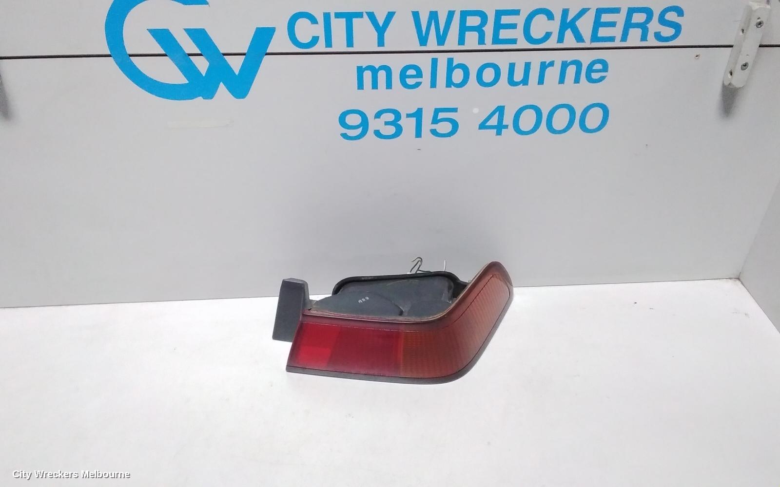 TOYOTA CAMRY RIGHT TAILLIGHT, SK20, SEDAN, 08/1997 - 09/2000 - Image 1