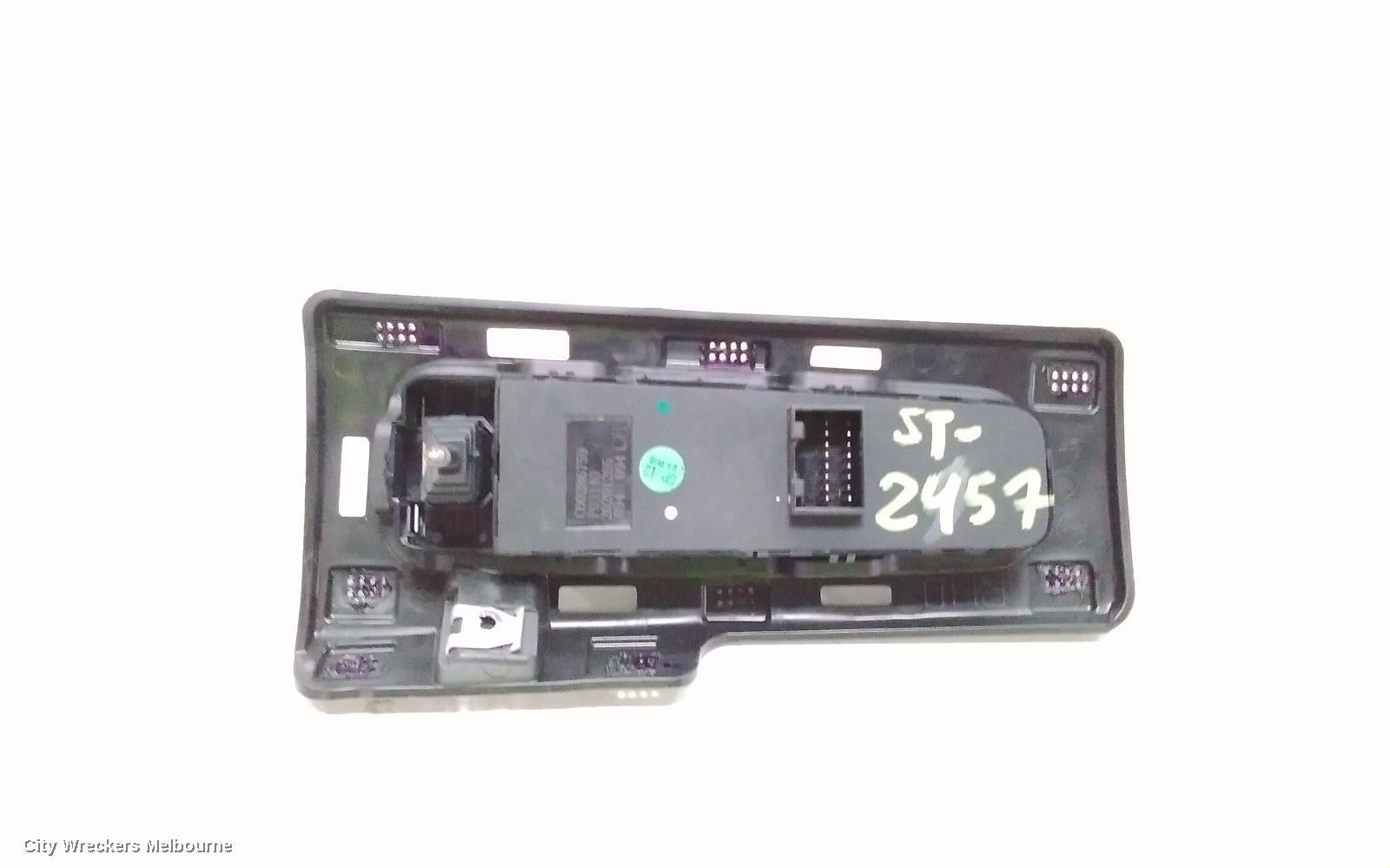 LDV DELIVER 9, DOOR MIRROR SWITCH, 07/2020 ONWARDS - Image 3