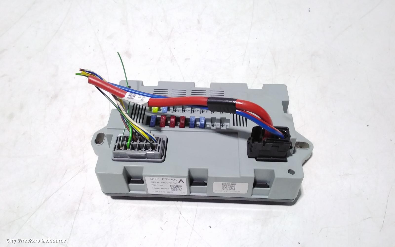 LAND ROVER DISCOVERY SPORT FUSE BOX, IN BOOT, L550, 01/2015 ONWARDS - Image 1