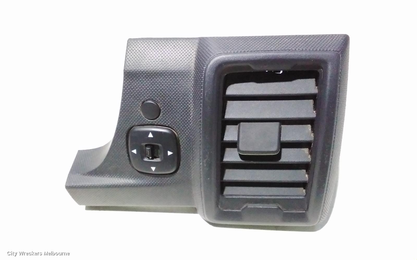 FORD RANGER, PX, 07/2011 - 04/2022, RH AIRVENT: 107094 - Image 3