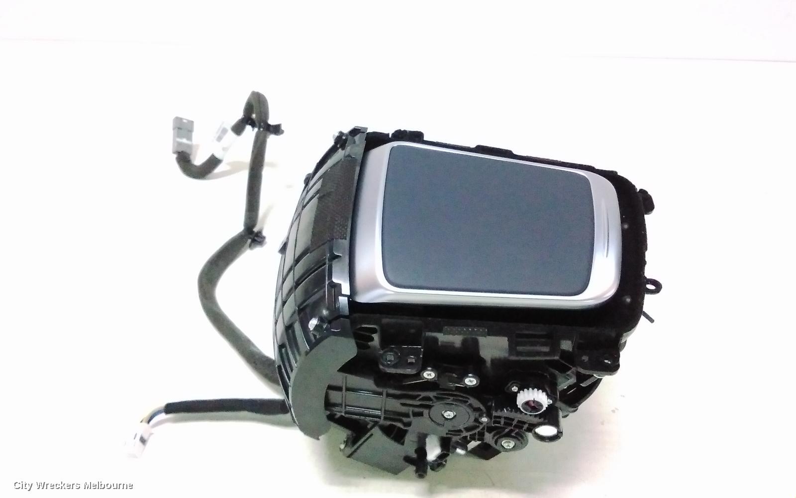 GENESIS GV70, JK, 03/2021 ONWARDS, WIRELESS CHARGER : 125294 - Image 2