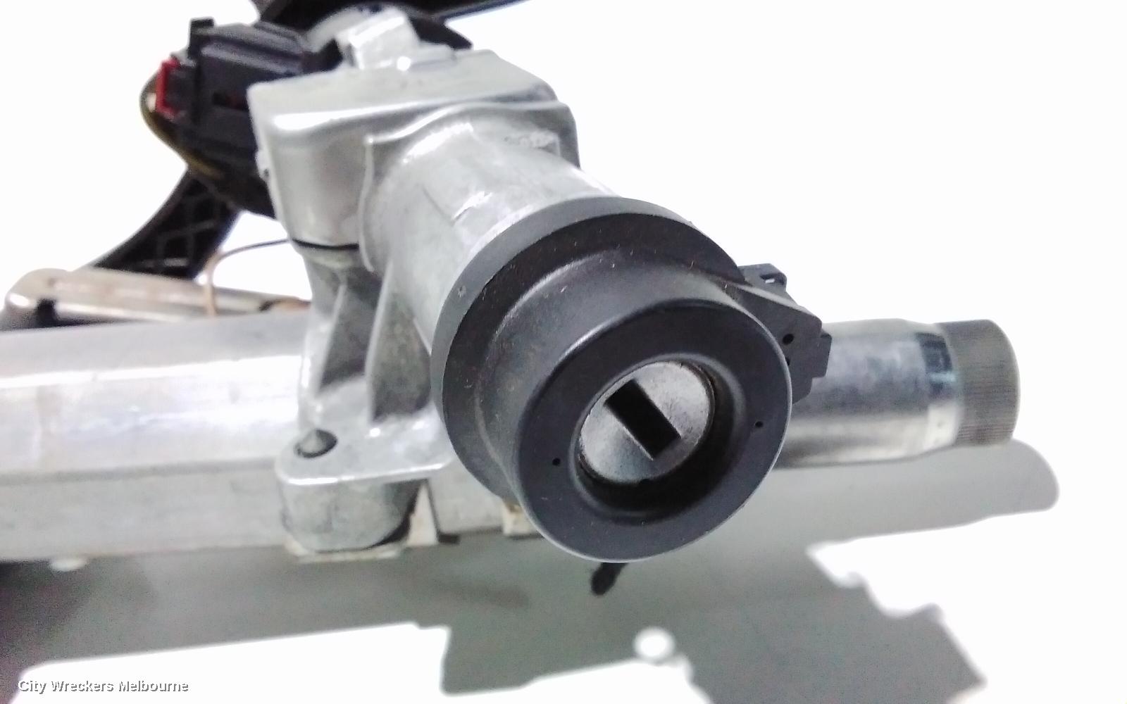 VOLKSWAGEN AMAROK IGNITION W/ KEY, 2H, DIESEL, MANUAL T/M, 12/2010 ONWARDS - Image 3