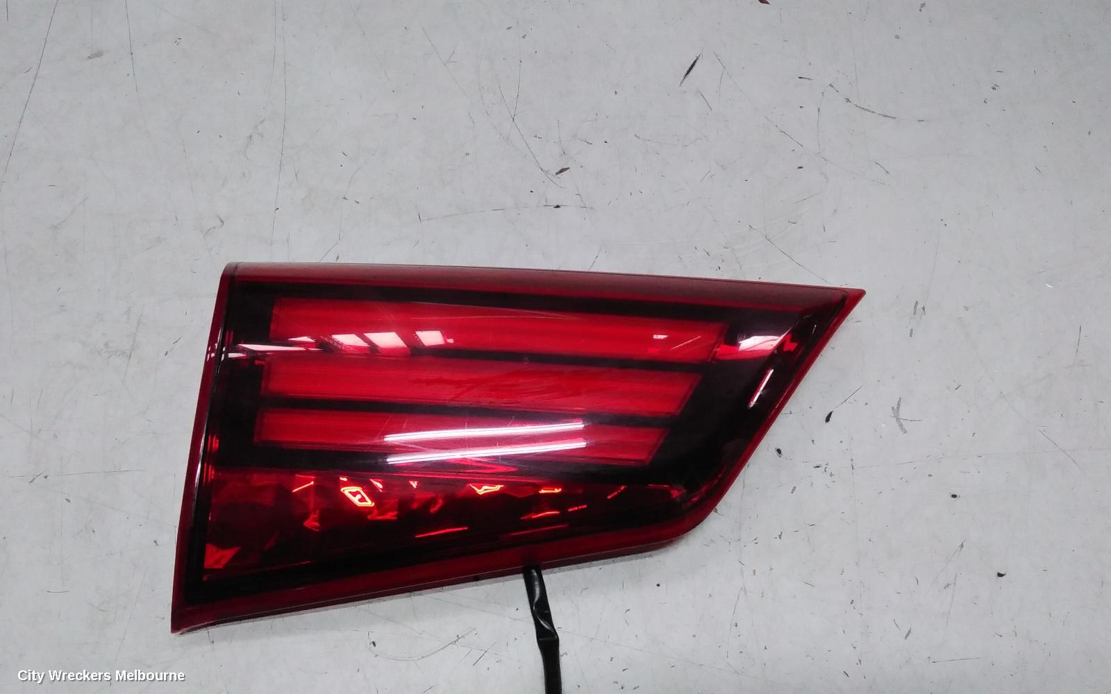MITSUBISHI OUTLANDER REAR GARNISH, TAILGATE LAMP (LH SIDE), ZK-ZL, 01/2015 - 07/2021 - Image 2