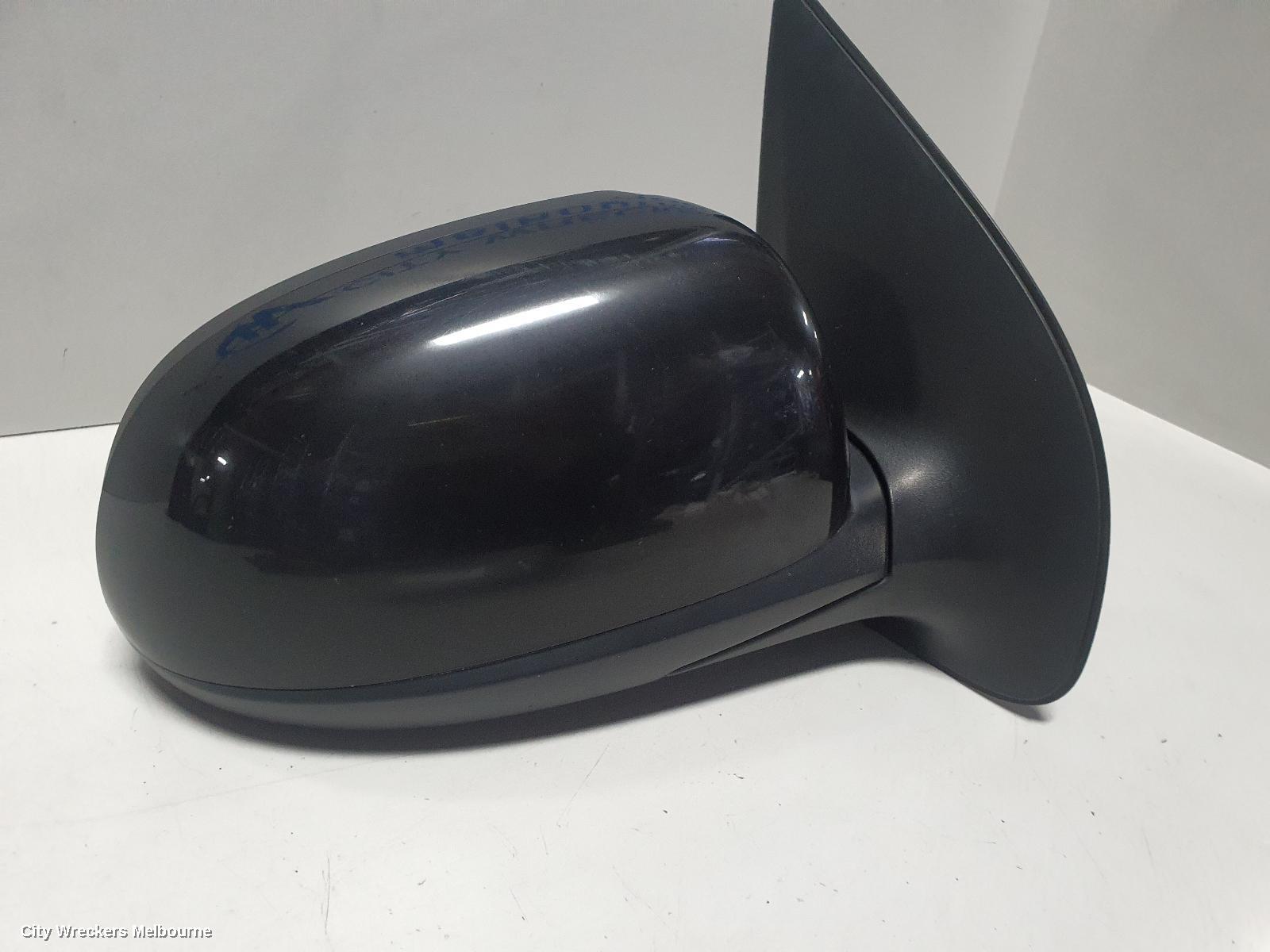 HYUNDAI I20 RIGHT DOOR MIRROR, PB, POWER FOLDING, NON FLASHER TYPE, 07/2010 - 12/2015 - Image 3