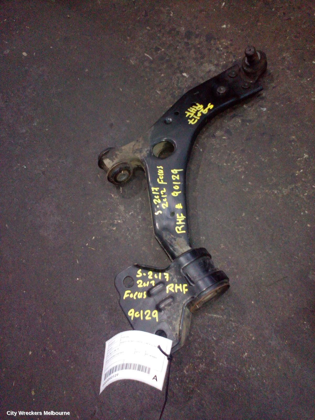 FORD FOCUS RIGHT FRONT LOWER CONTROL ARM, LW, 08/2011 - 08/2015 - Image 2