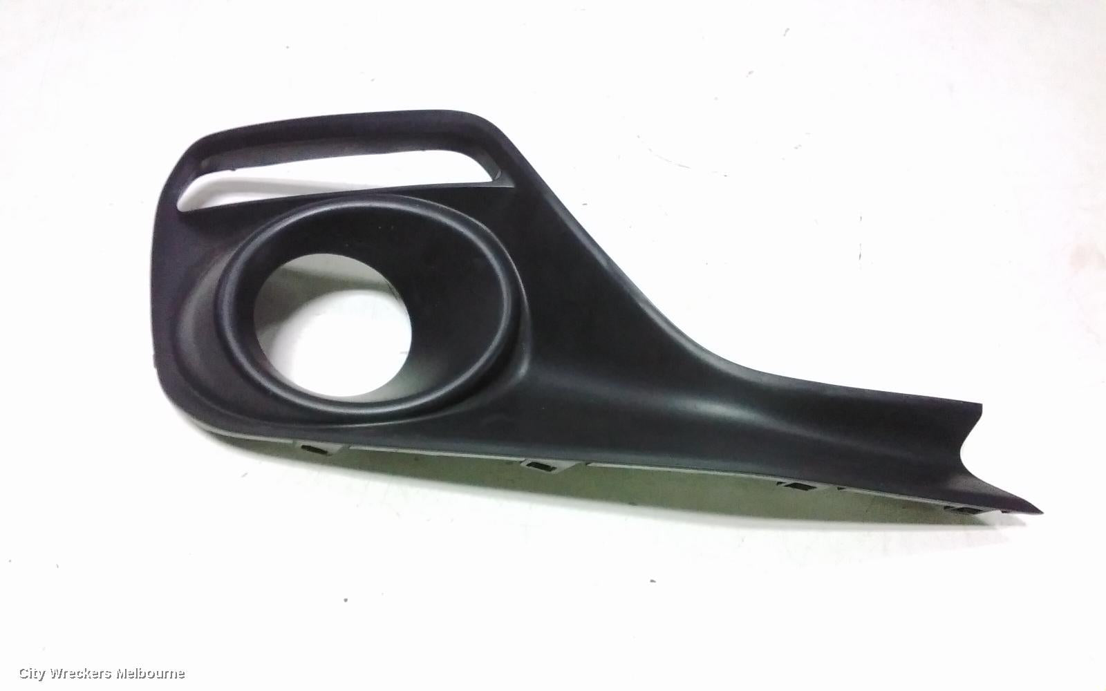 SUZUKI SWIFT RIGHT INDICATOR/FOG/SIDE, BUMPER FOGLAMP, AZ, 04/2017 ONWARDS - Image 2