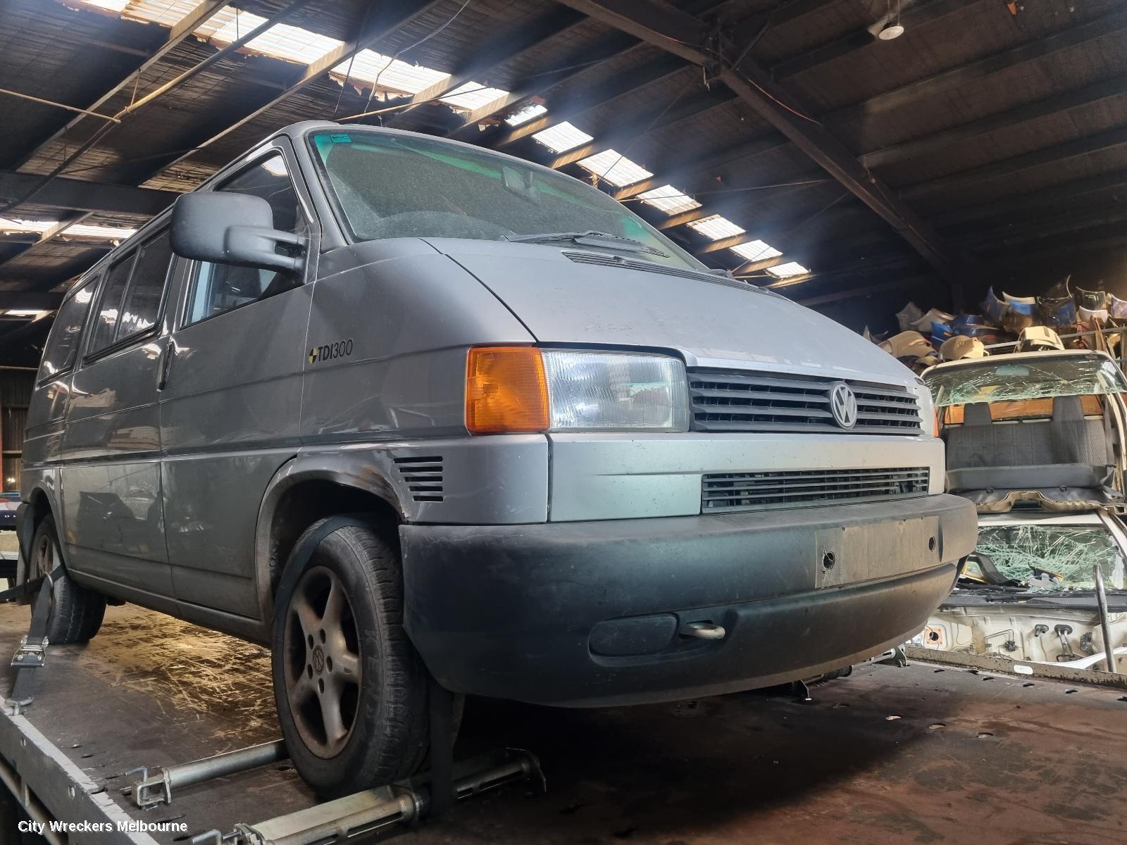 VOLKSWAGEN TRANSPORTER RADIATOR, MANUAL, 2.5, DIESEL, T4, 11/1999 - 08/2004 - Image 1