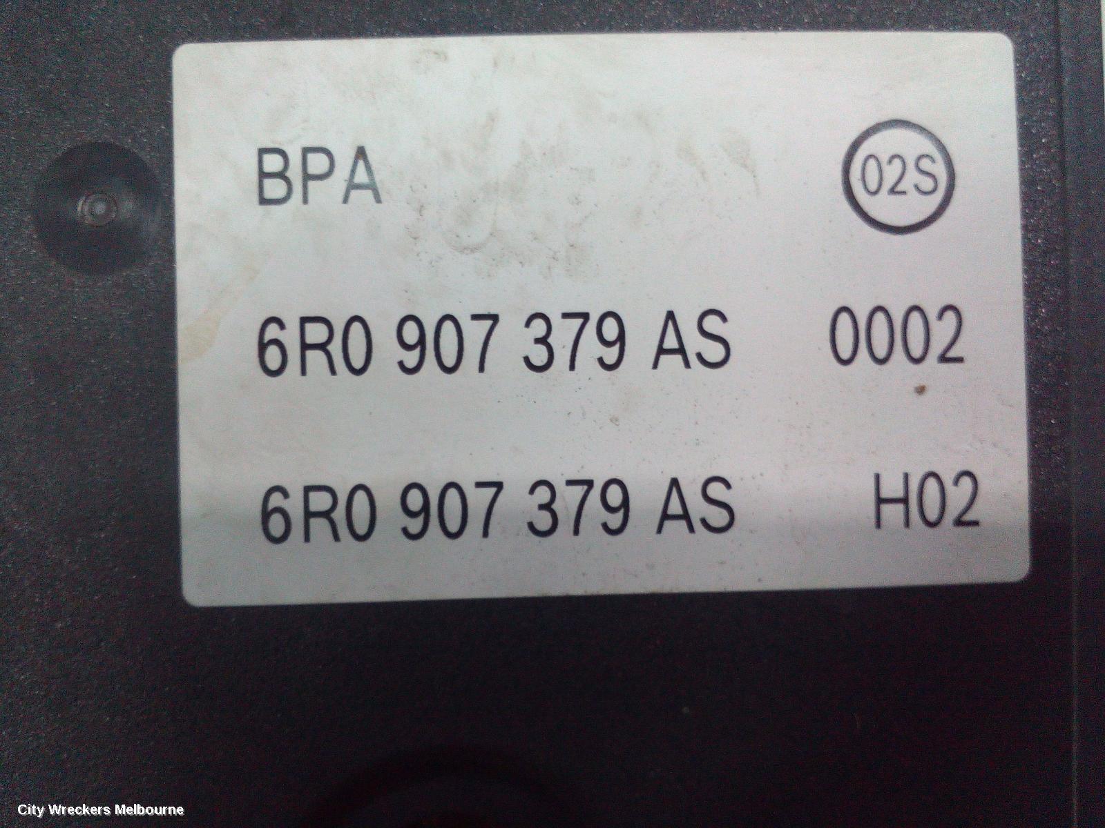 VOLKSWAGEN POLO ABS PUMP/MODULATOR, 6R, P/N 6R0614517AJ, 05/2010 - 09/2017 - Image 2