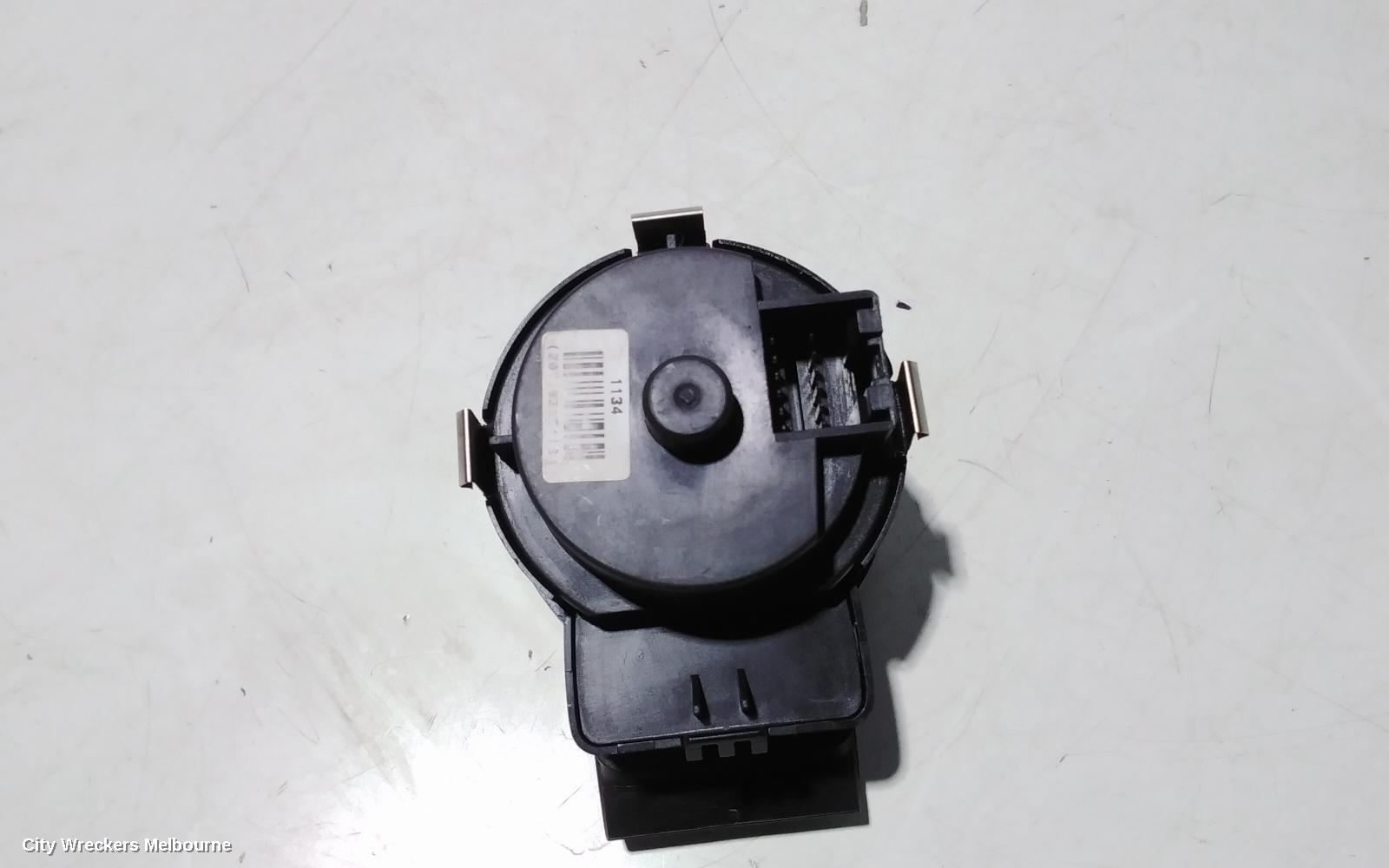 HOLDEN COMMODORE COMBINATION SWITCH, HEADLAMP SWITCH, VE, BLACK (P/N 92201134), W/ FOGLAMP TYPE, 08/2006 - 04/2013 - Image 3